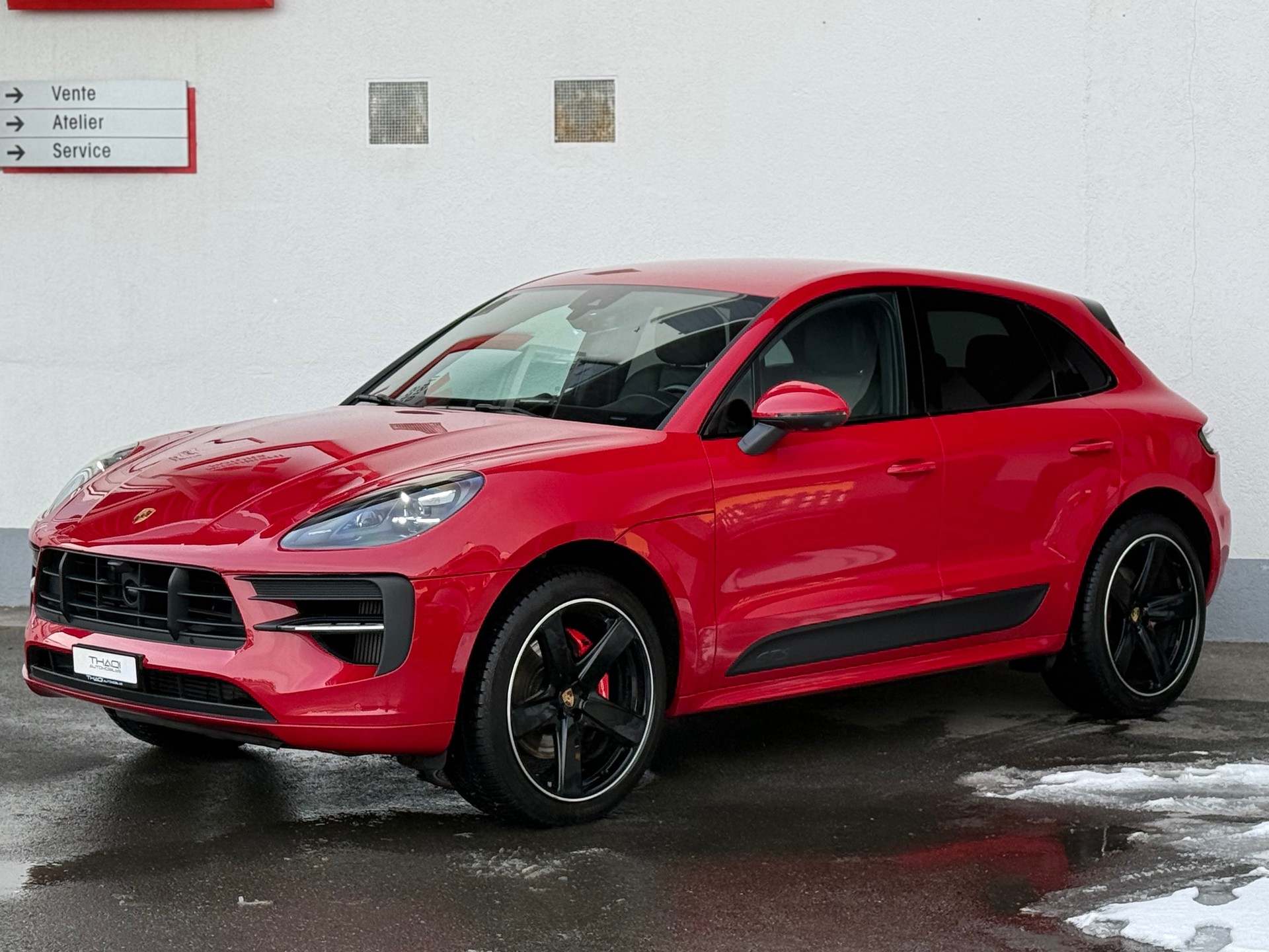 PORSCHE Macan GTS PDK-showroom-element-3