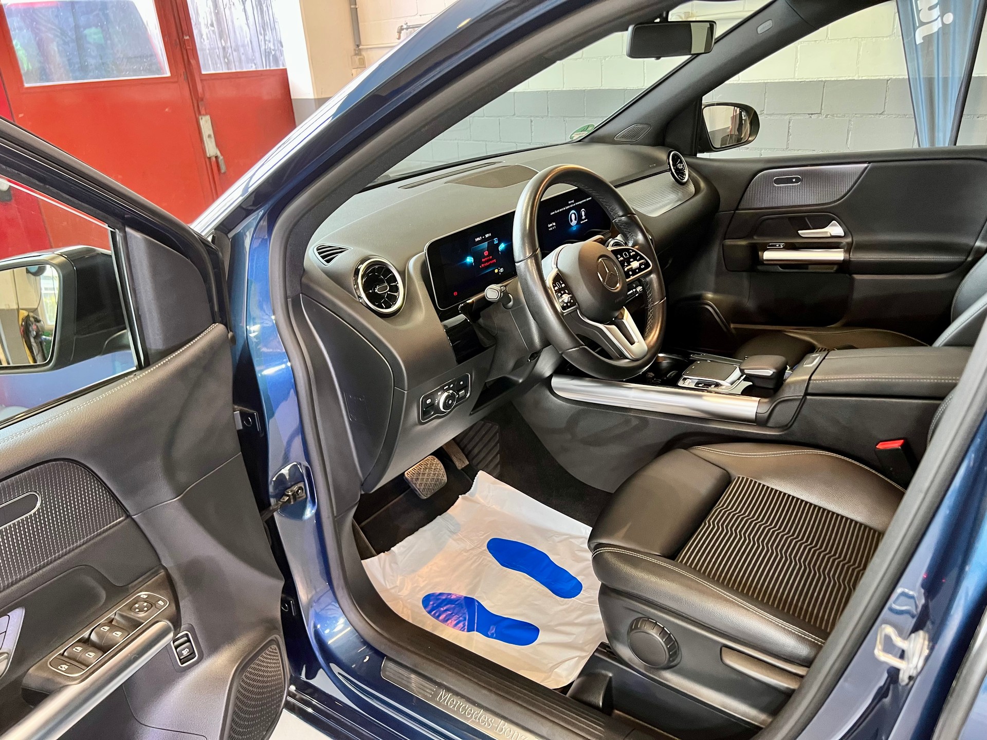 MERCEDES-BENZ B 200 Progressive 7G-DCT-image-7