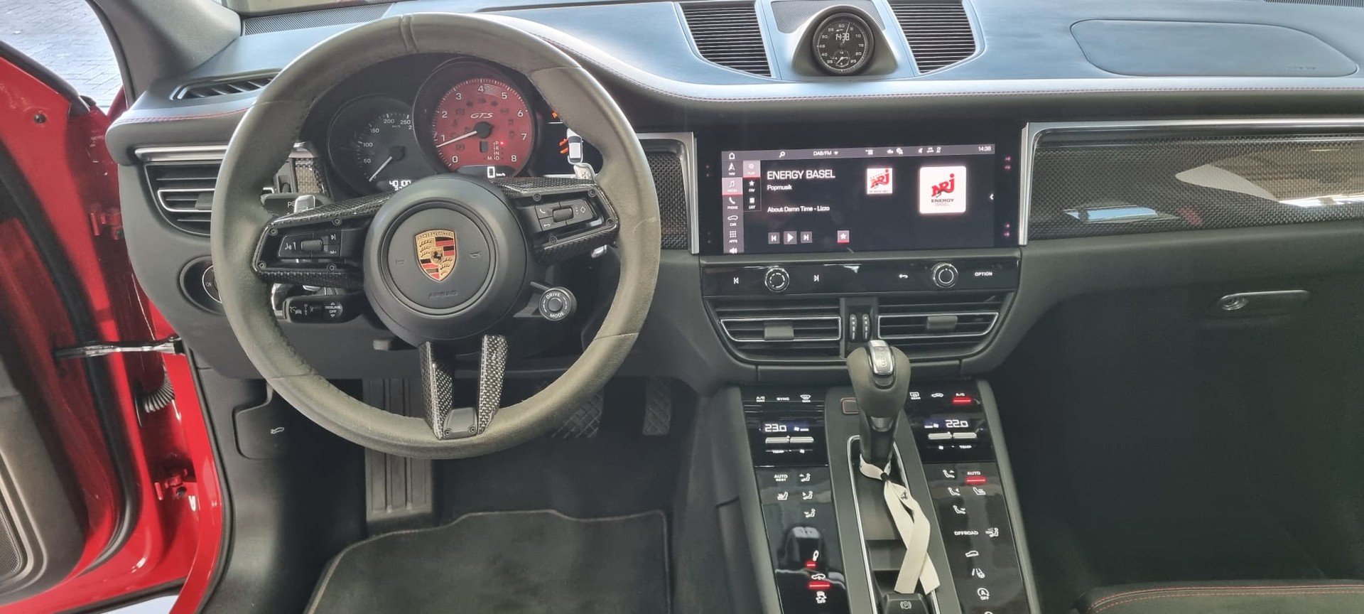 PORSCHE Macan GTS PDK-image-6
