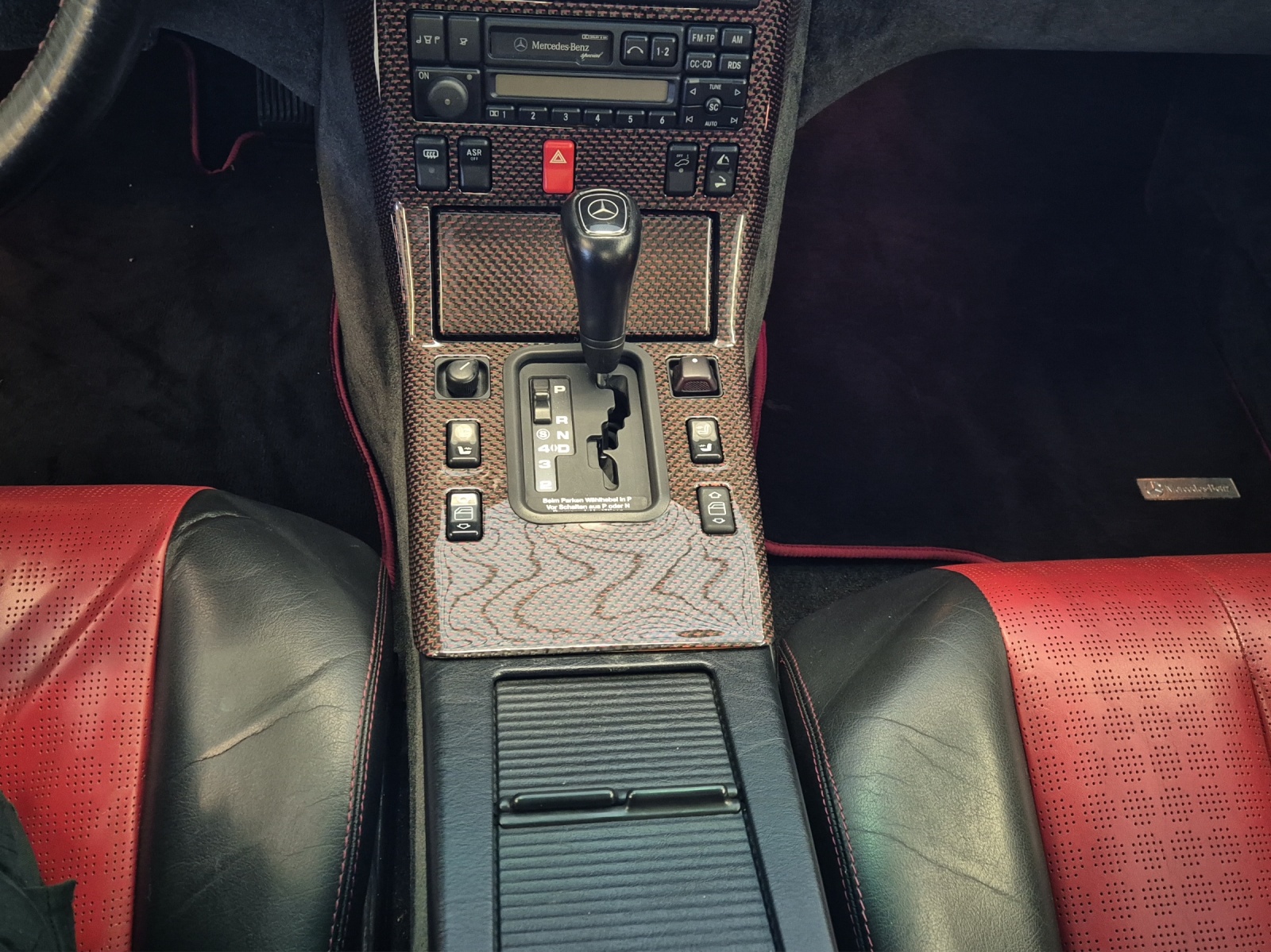MERCEDES-BENZ SL 320 Special Edition-image-13