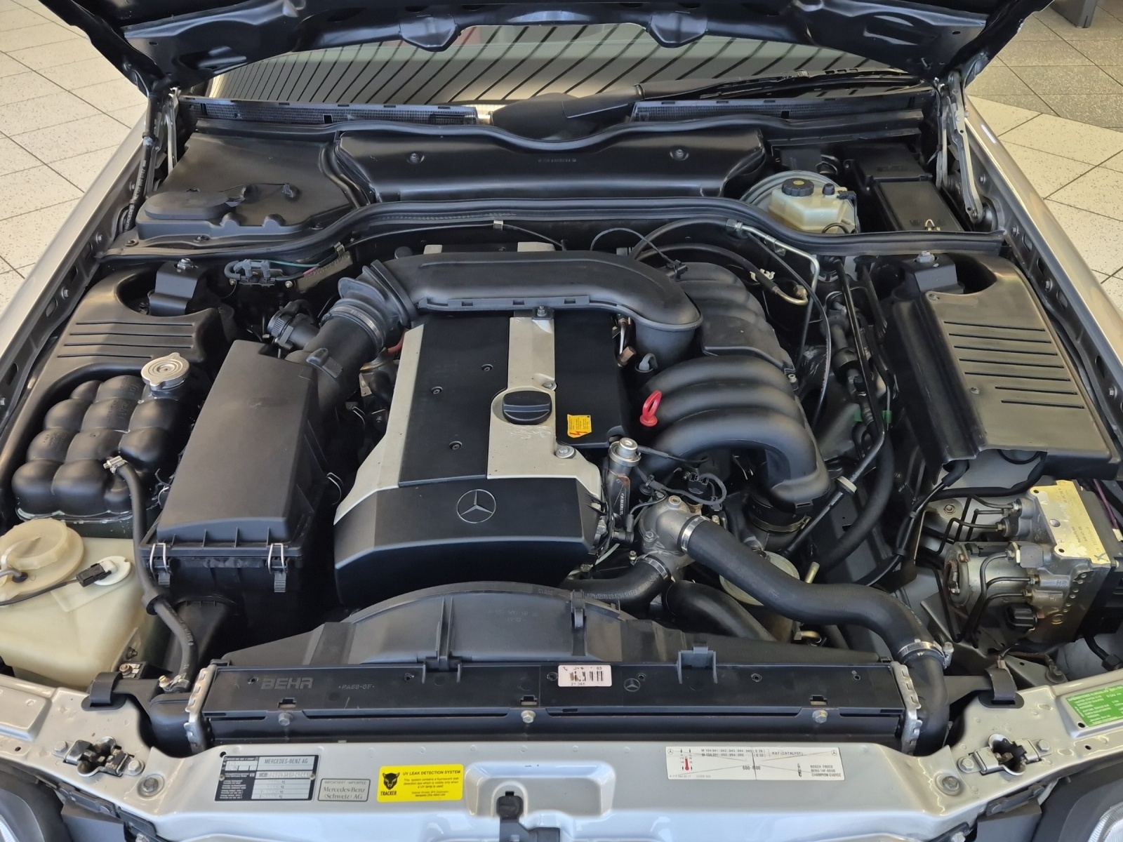 MERCEDES-BENZ SL 320 Special Edition-image-26