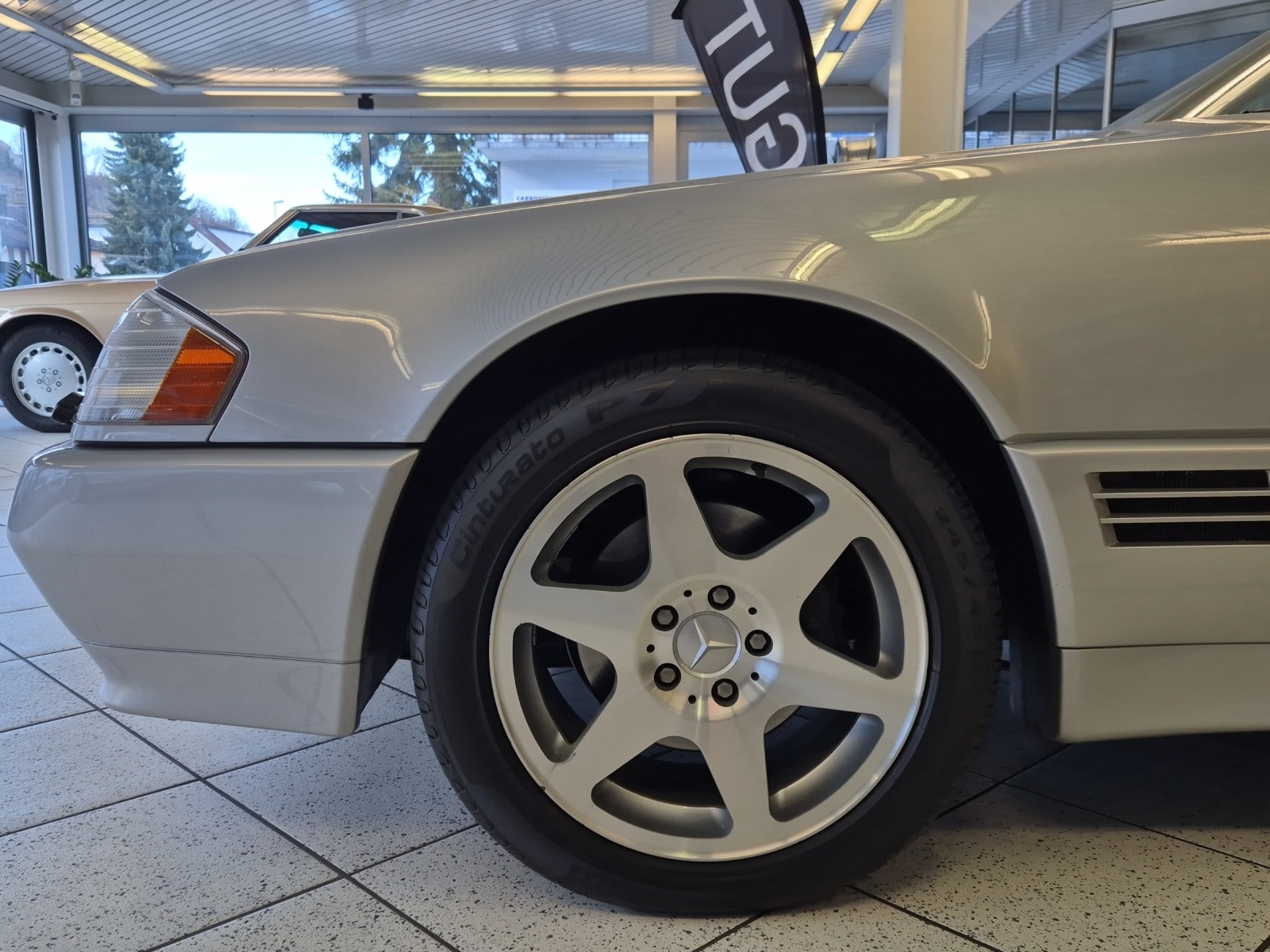 MERCEDES-BENZ SL 320 Special Edition-image-25