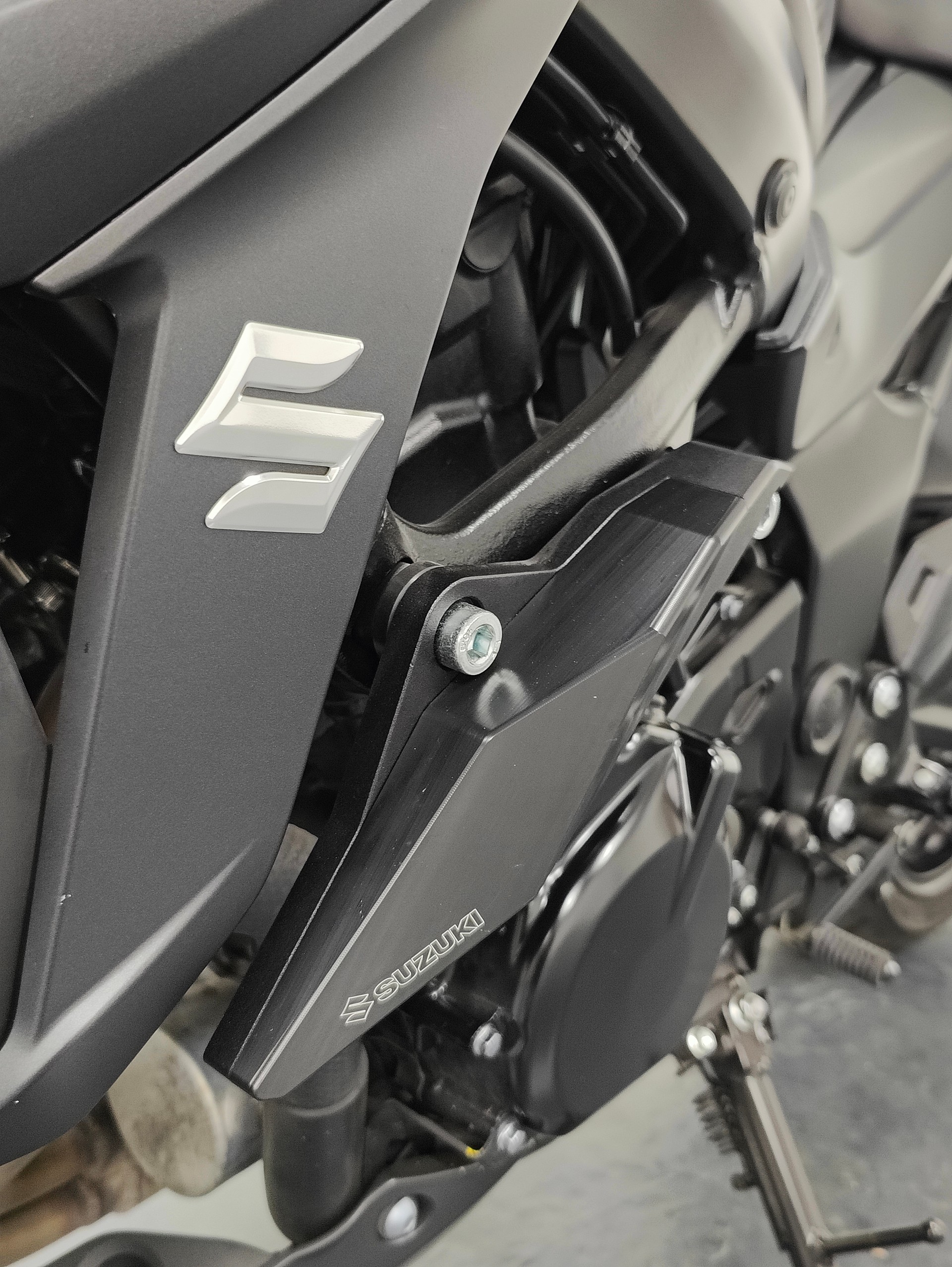 SUZUKI GSX-S 750 ABS-image-7
