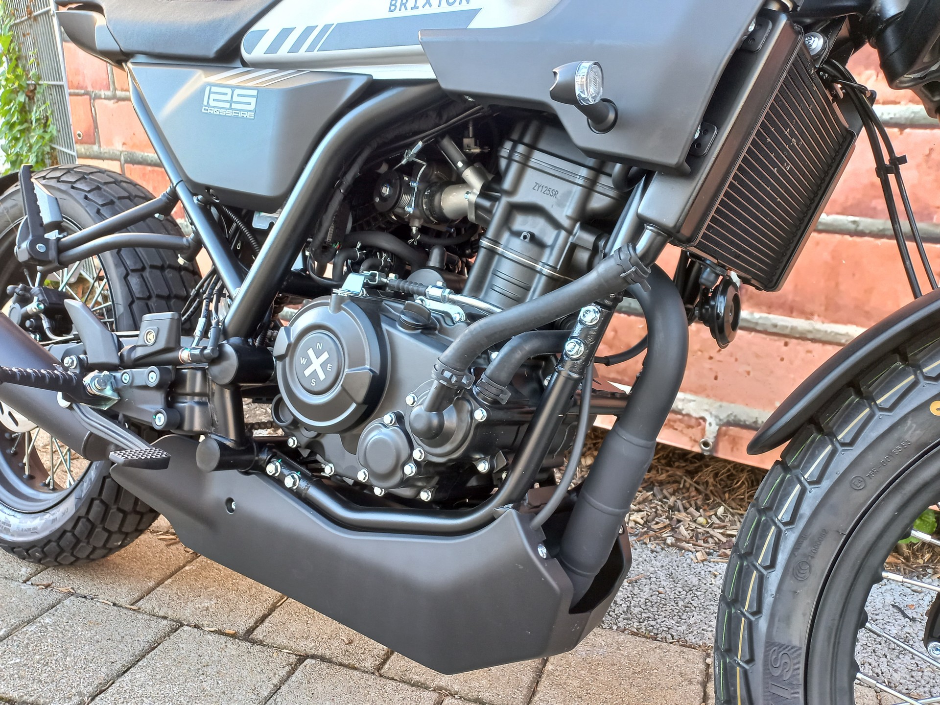 BRIXTON Crossfire 125 ABS-image-4