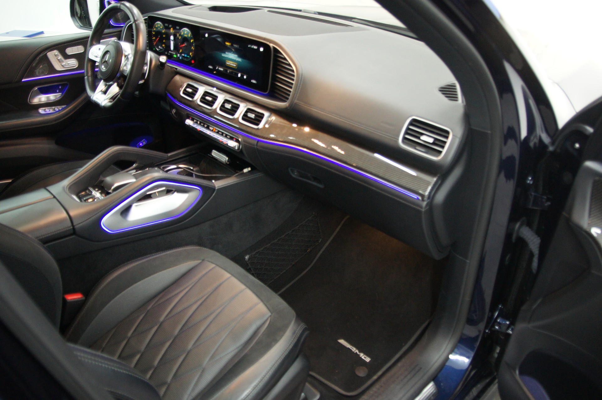 MERCEDES-BENZ GLS 63 4Matic+ TCT 9G-image-13