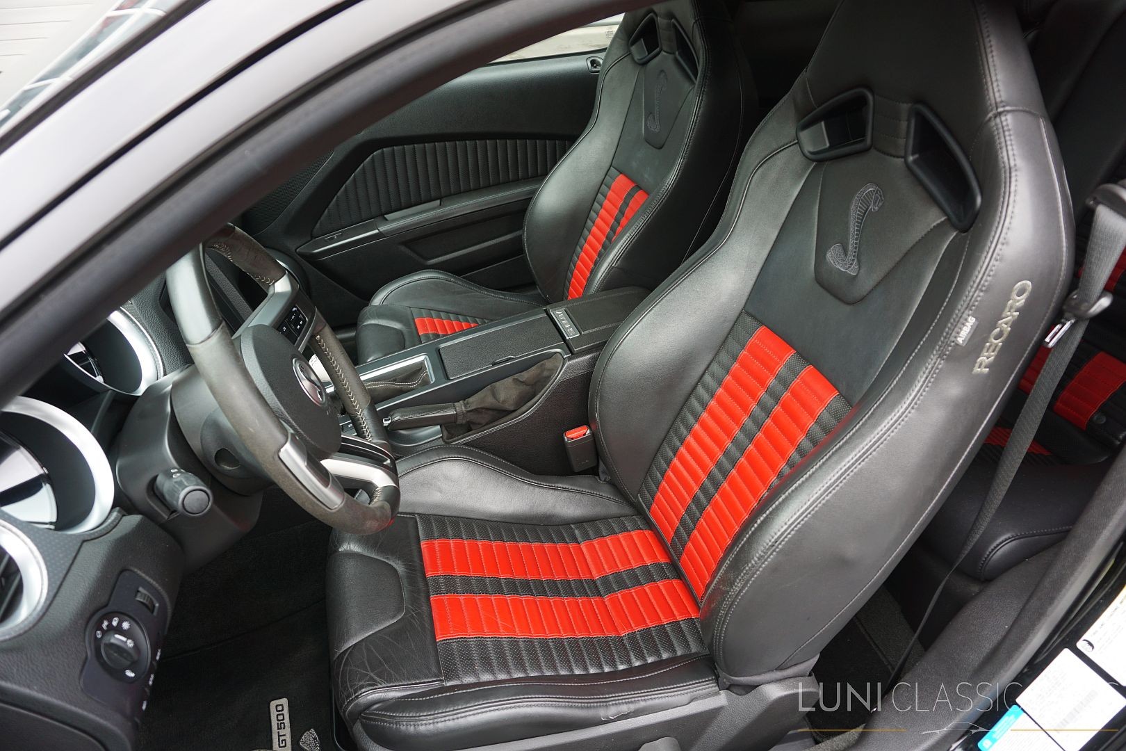 FORD Mustang Shelby GT500-image-19