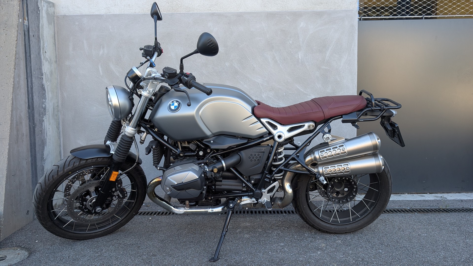 BMW Scrambler-image-0