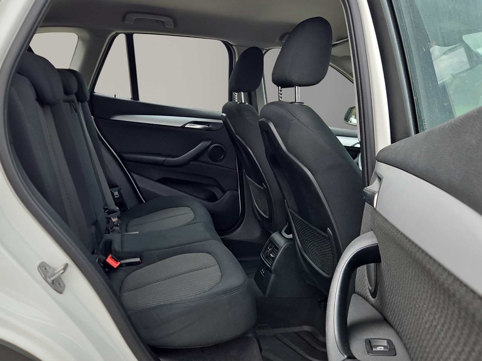 BMW X1 sDrive 18i Steptronic DSK-image-14