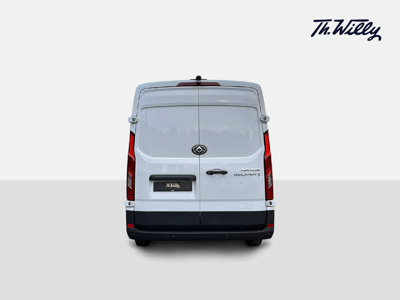 MAXUS Deliver 9 Kaw. L3H2 2.0 TD Luxury-showroom-element-3