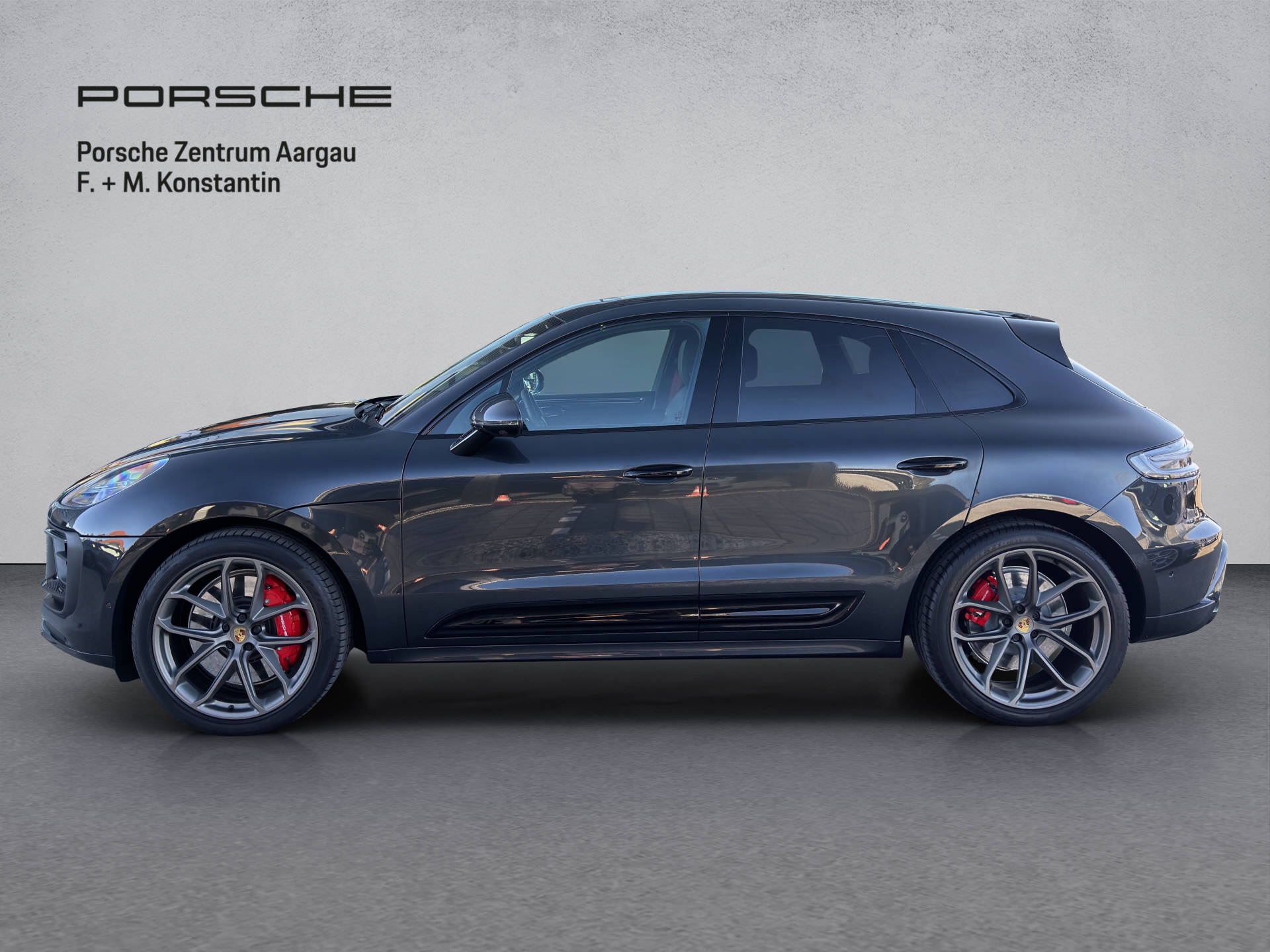 PORSCHE Macan GTS-image-2
