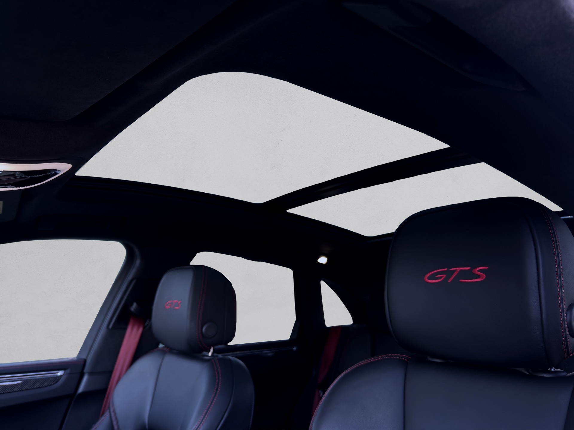 PORSCHE Macan GTS-image-14