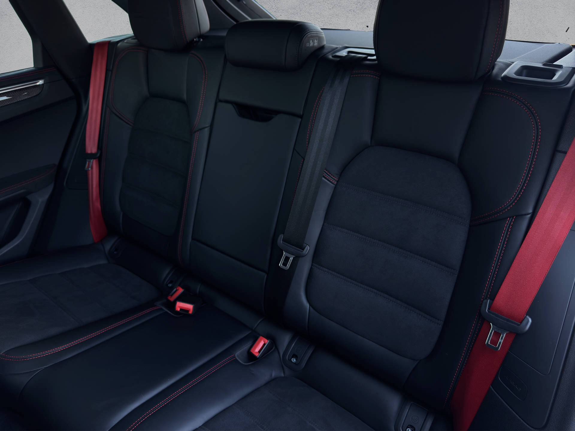 PORSCHE Macan GTS-image-13