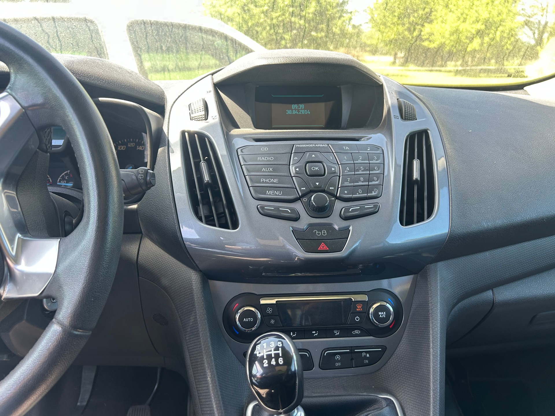 FORD Tourneo Connect 1.0 SCTi Trend-image-8