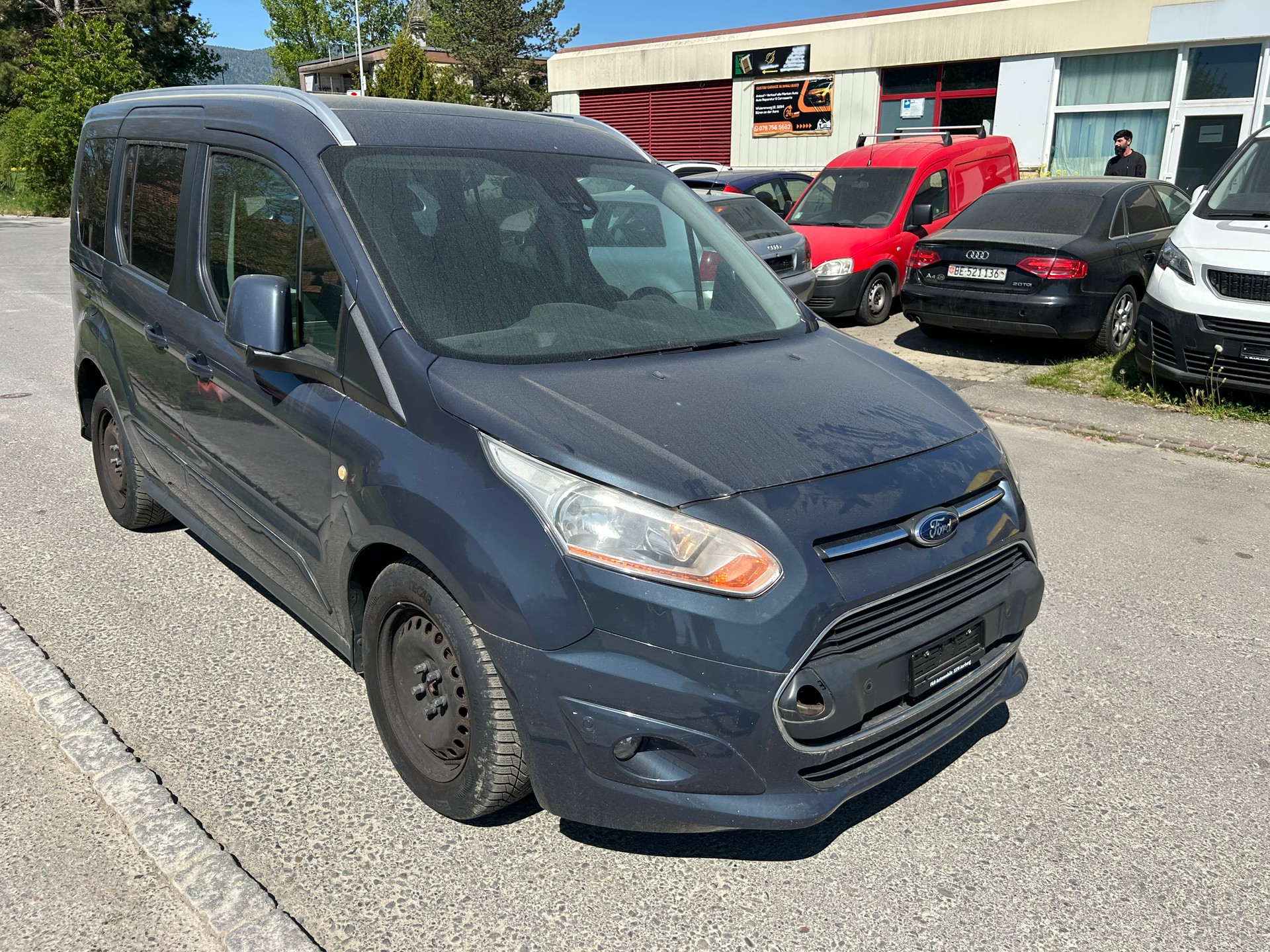 FORD Tourneo Connect 1.0 SCTi Trend-image-1