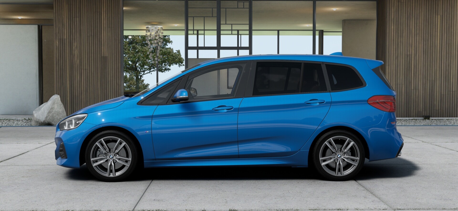 BMW 220d Gran Tourer xDrive SAG M Sport-image-1