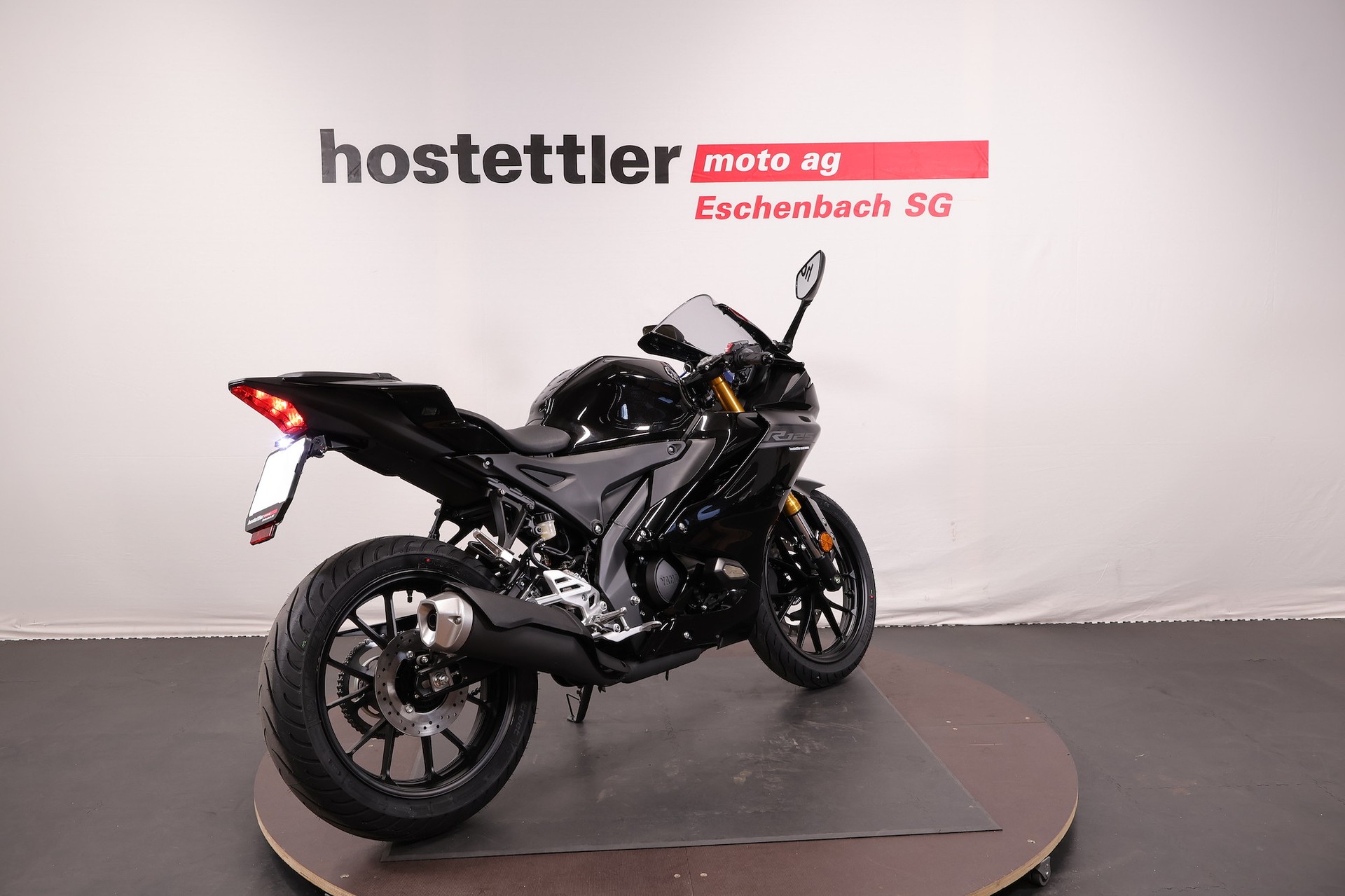 YAMAHA R125-image-2