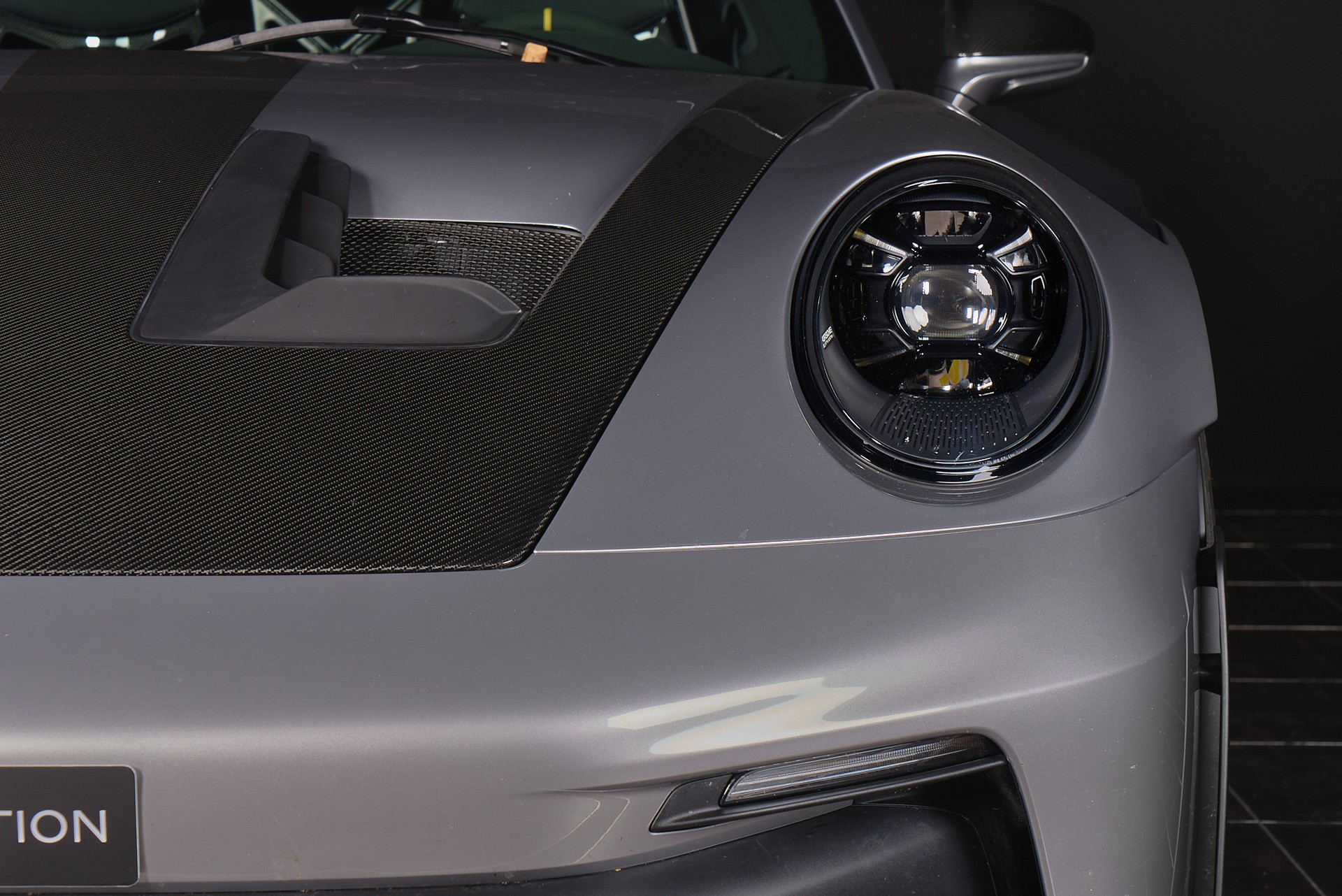 PORSCHE 911 GT3 RS-image-11