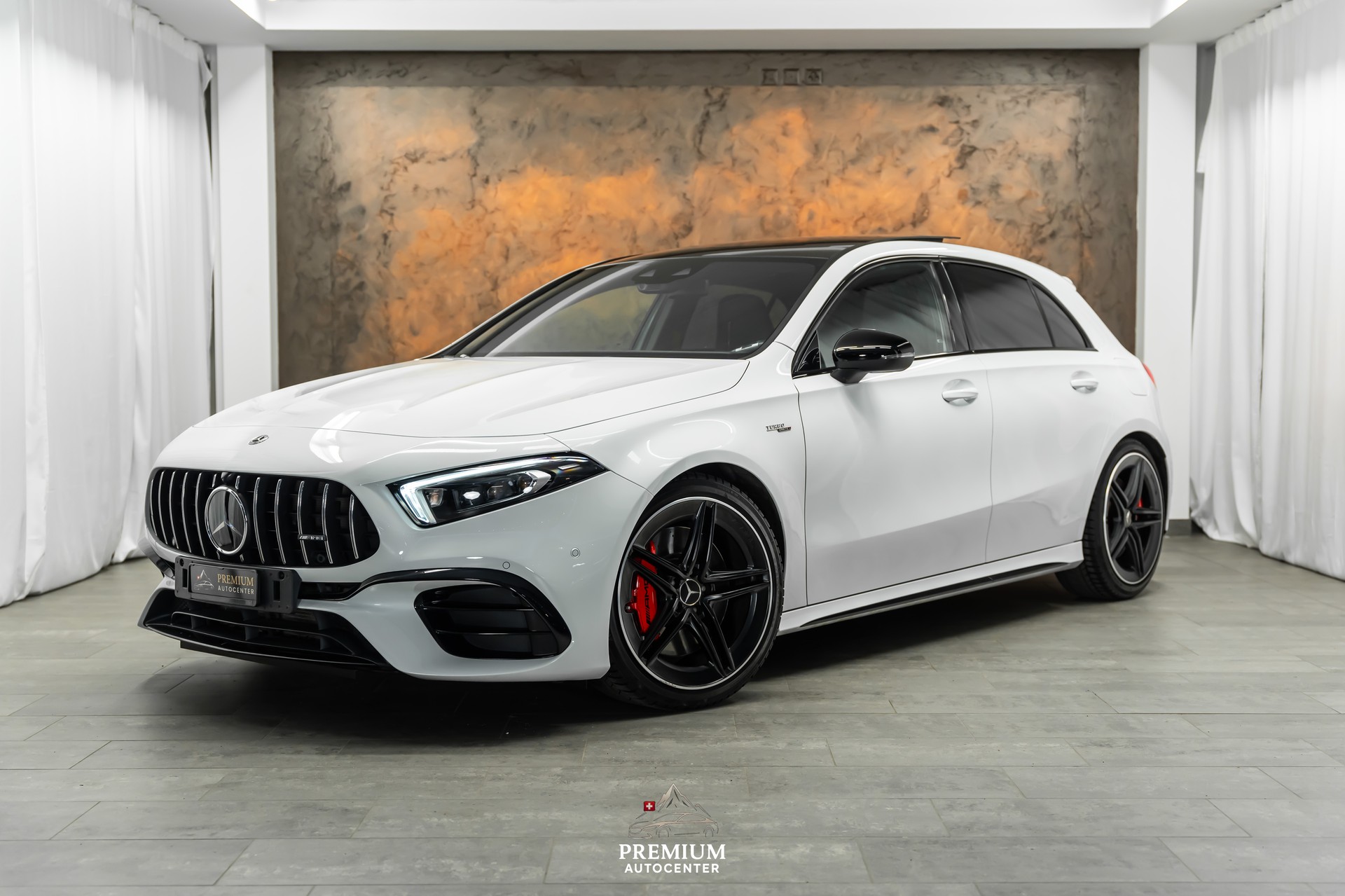 MERCEDES-BENZ A 45 S AMG 4Matic+ Speedshift *Performance*Panorama*Fahrassistenz*Burmester*