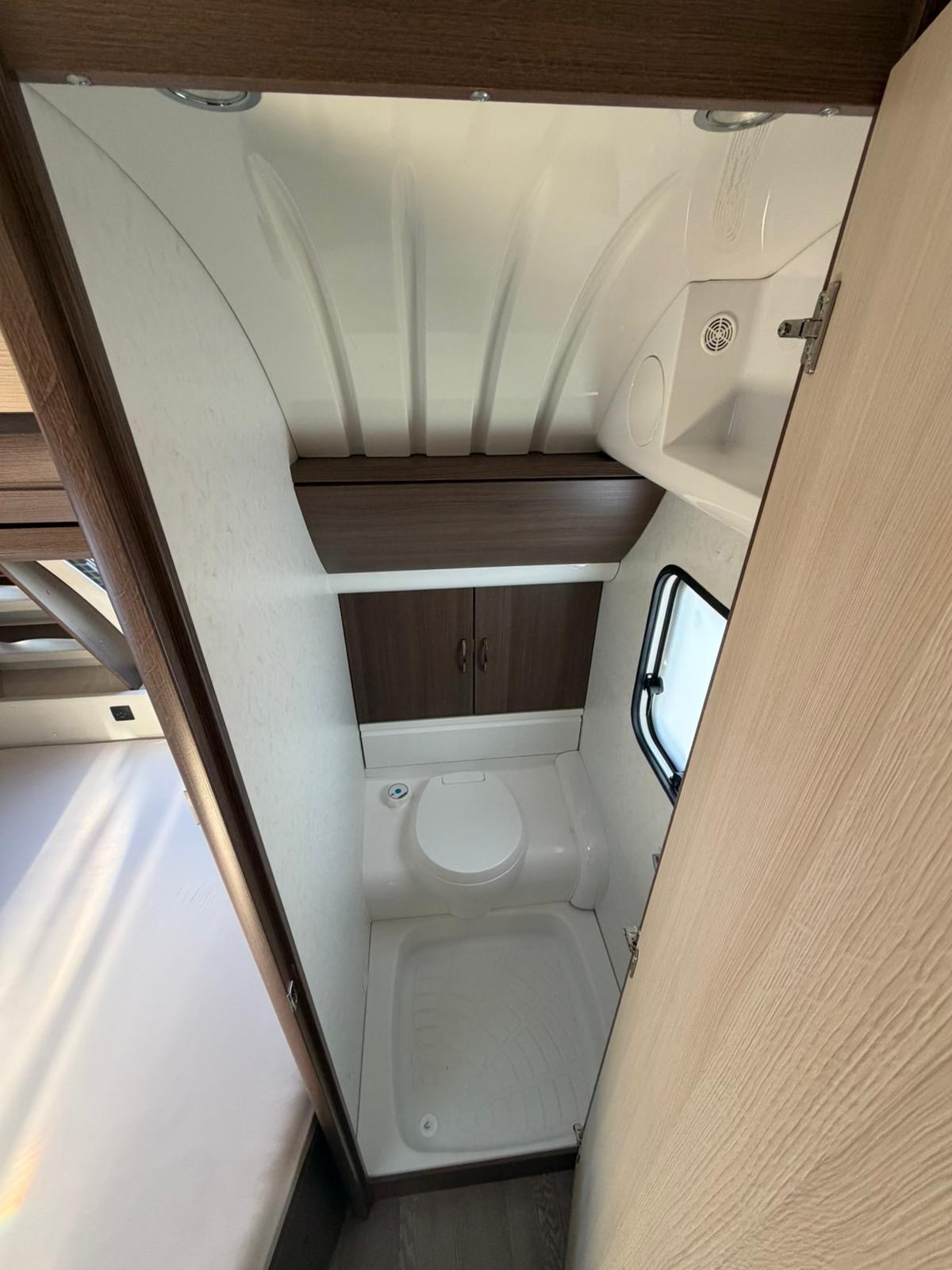 HOBBY ***PRESTIGE 720 UKFE *** KAJÜTTENBETT***TOP GEPFLEGT***MOVER***-image-12