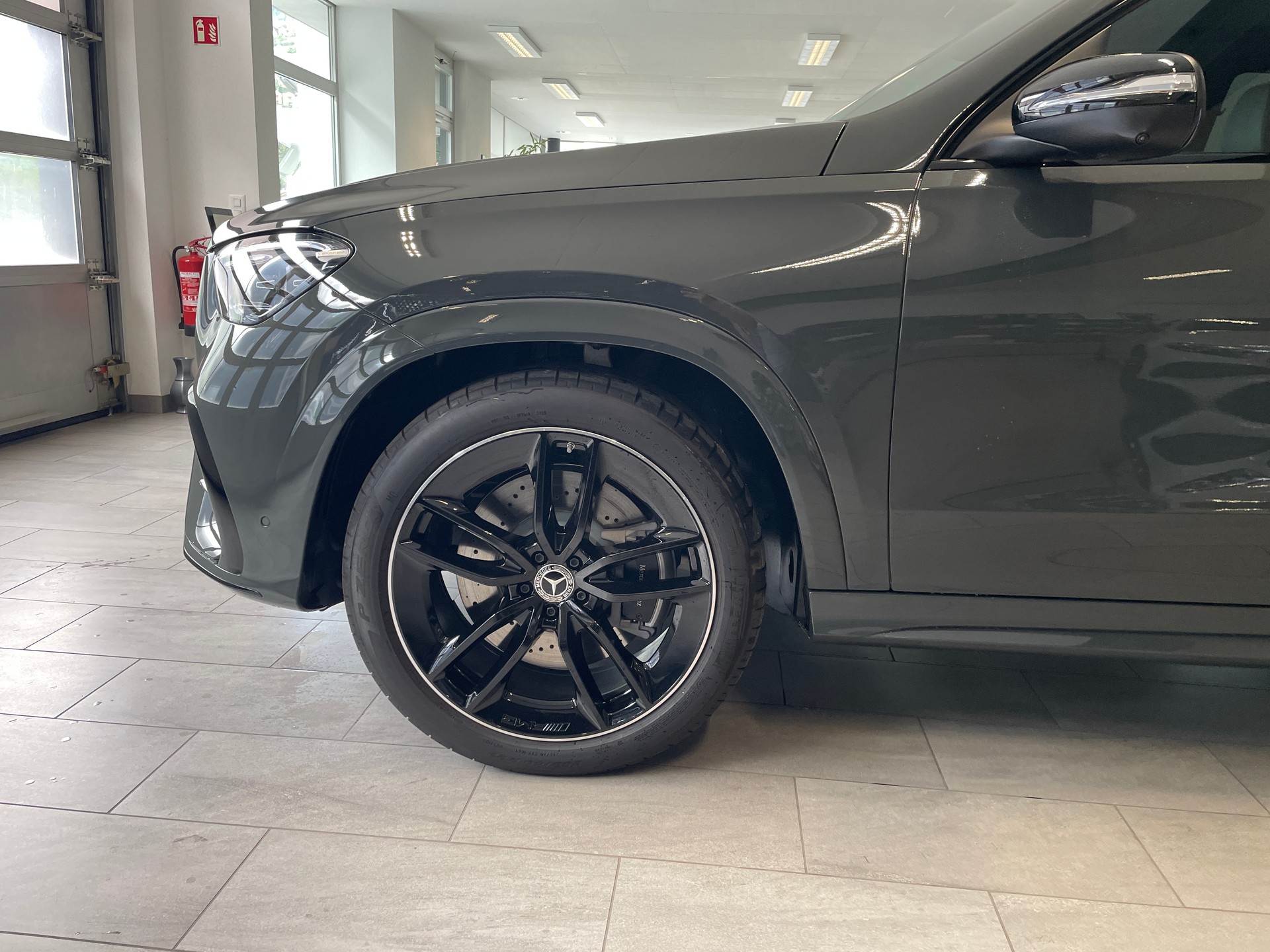 MERCEDES-BENZ GLE 350 de EQ Hybrid 4Matic 9G-Tronic AMG Line EQ Star-showroom-element-3