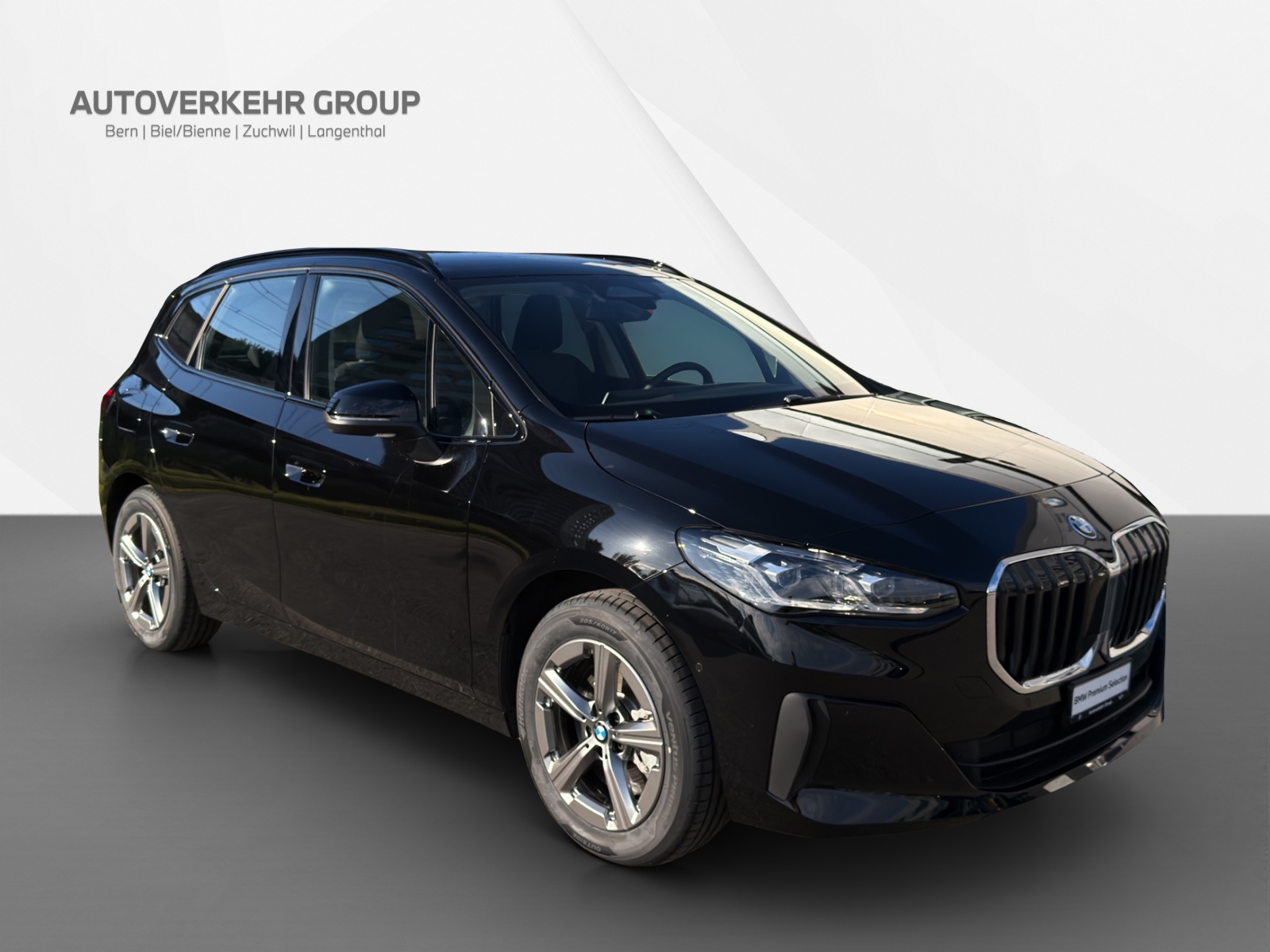 BMW 230e xDrive Active Tourer-image-7