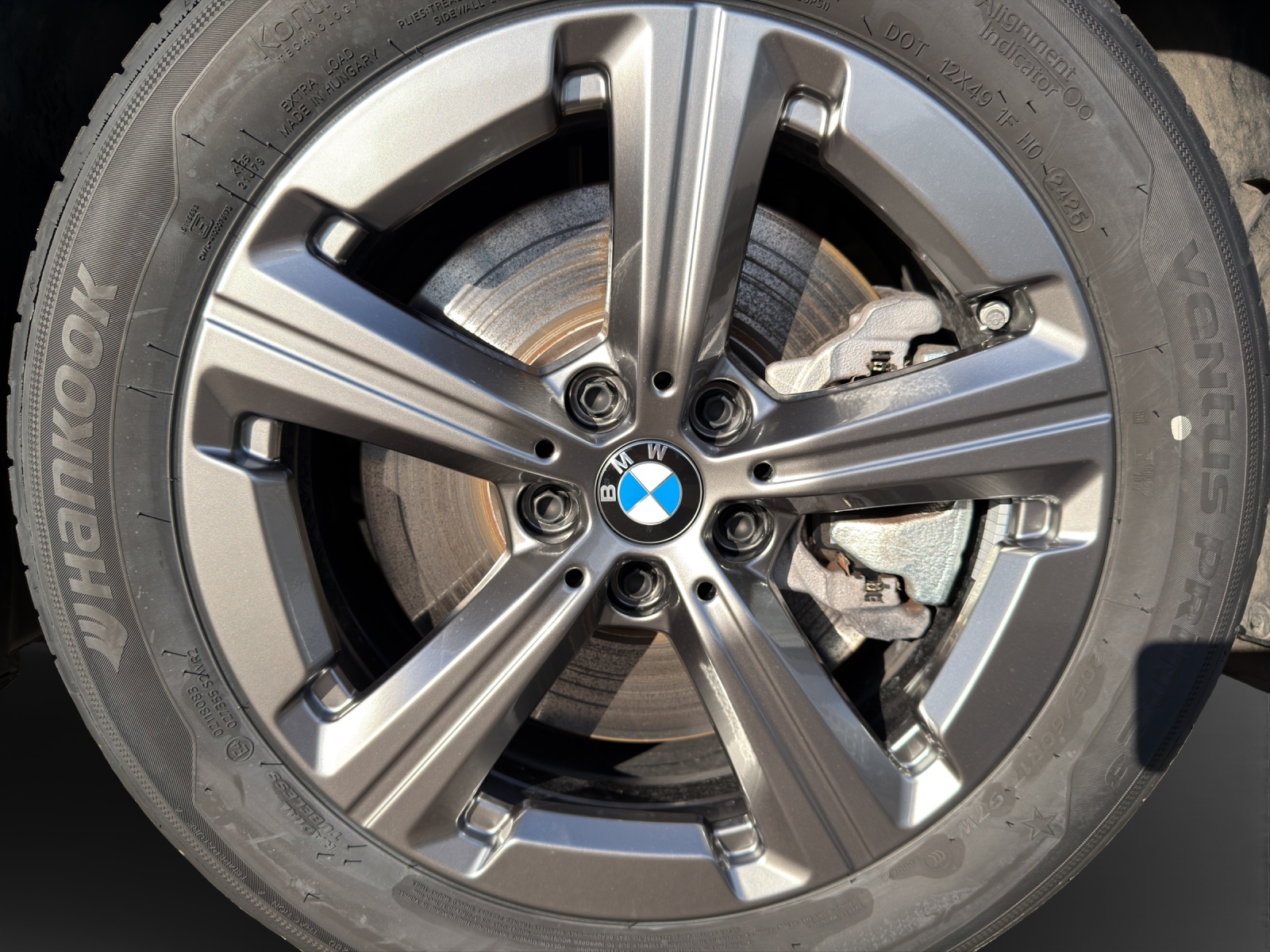 BMW 230e xDrive Active Tourer-image-8
