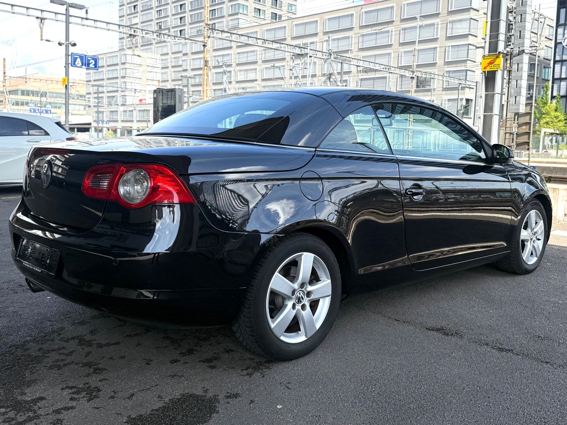 VW Eos 2.0 FSI Turbo-image-5