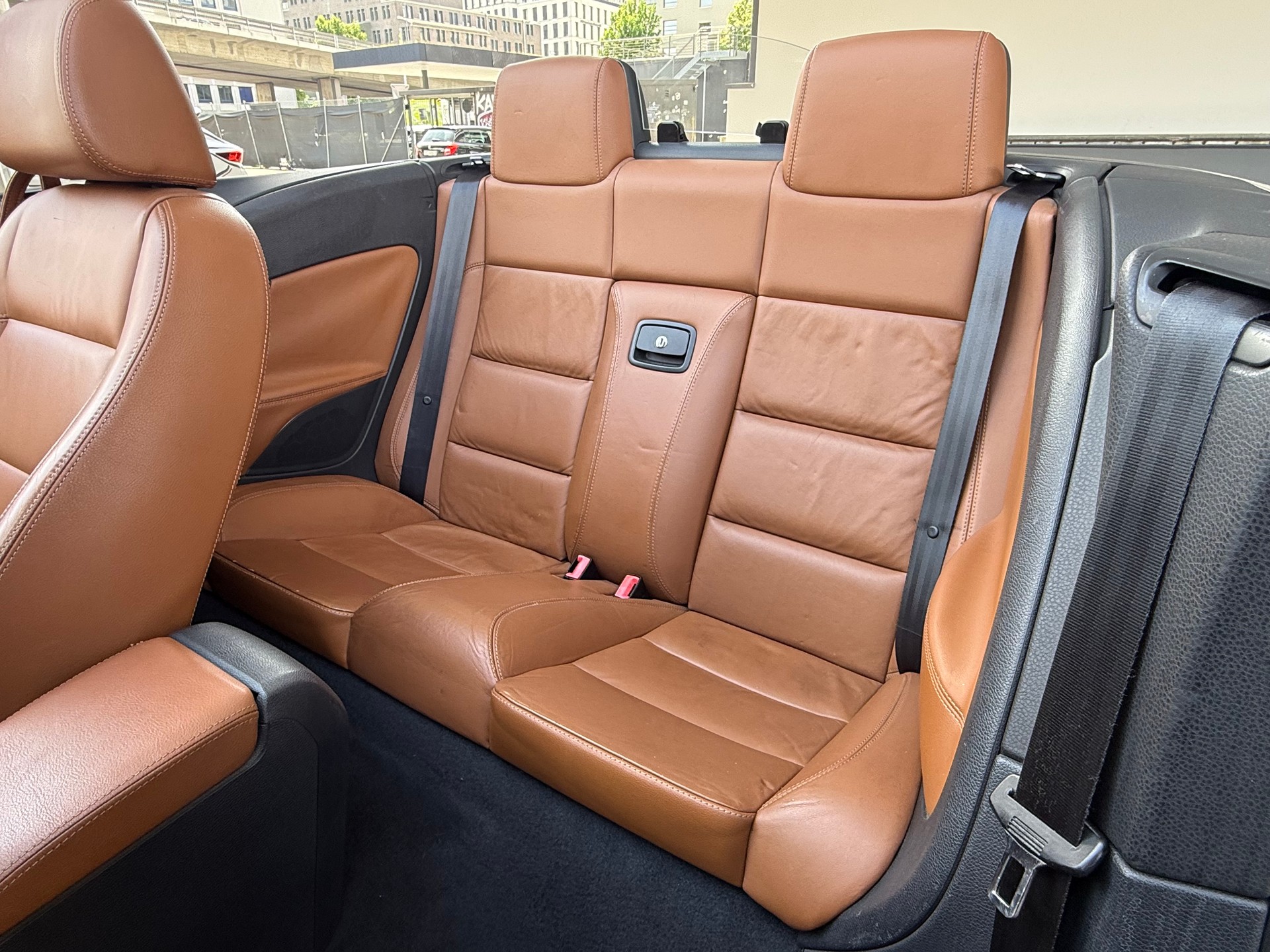VW Eos 2.0 FSI Turbo-image-13