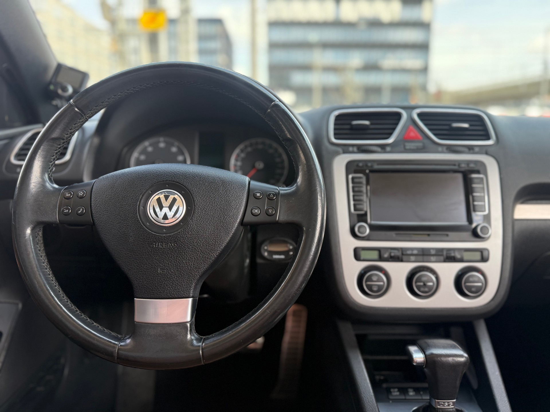 VW Eos 2.0 FSI Turbo-image-10