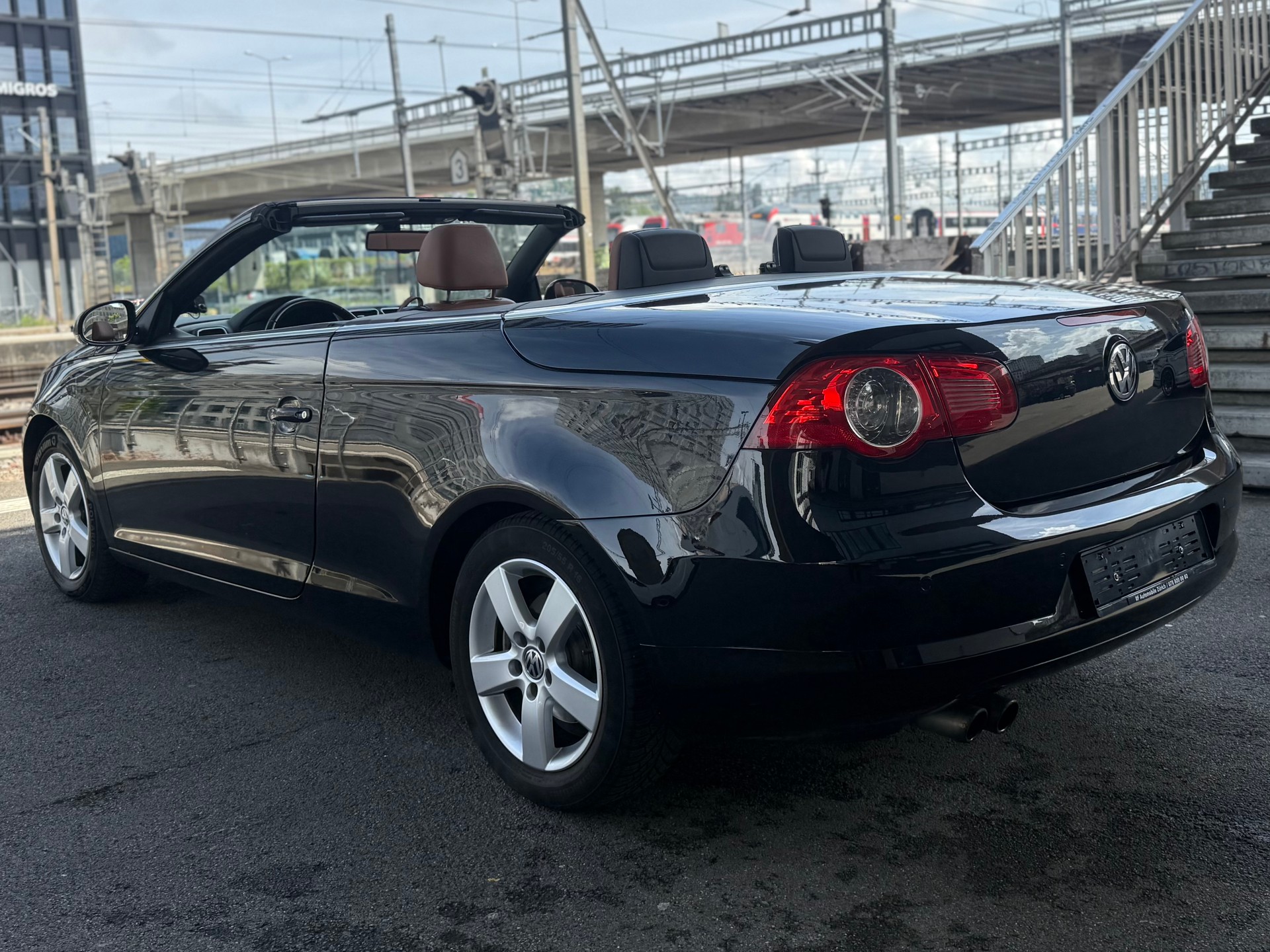 VW Eos 2.0 FSI Turbo-image-7