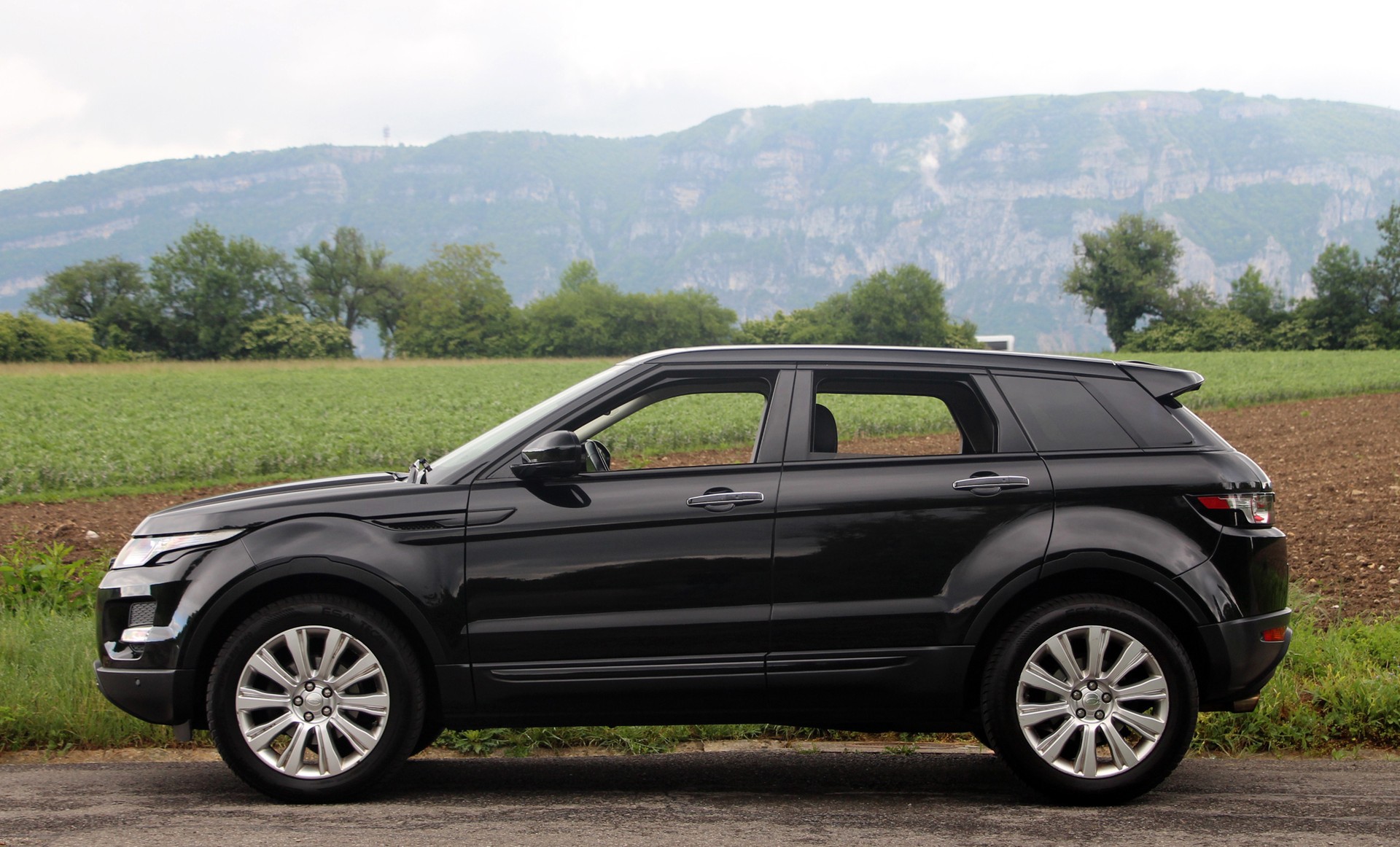 LAND ROVER Range Rover Evoque 2.0 Si4 Prestige AT9-image-18