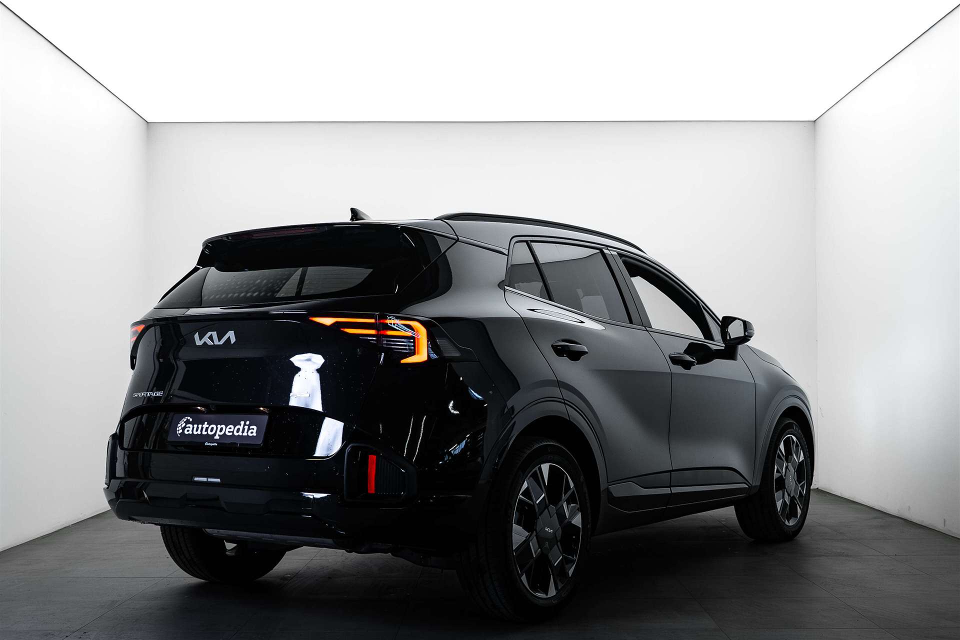 KIA Sportage 1.6T-GDi HEV GT-Line 239PS 4x4 Automat NEUES MODELL-showroom-element-2