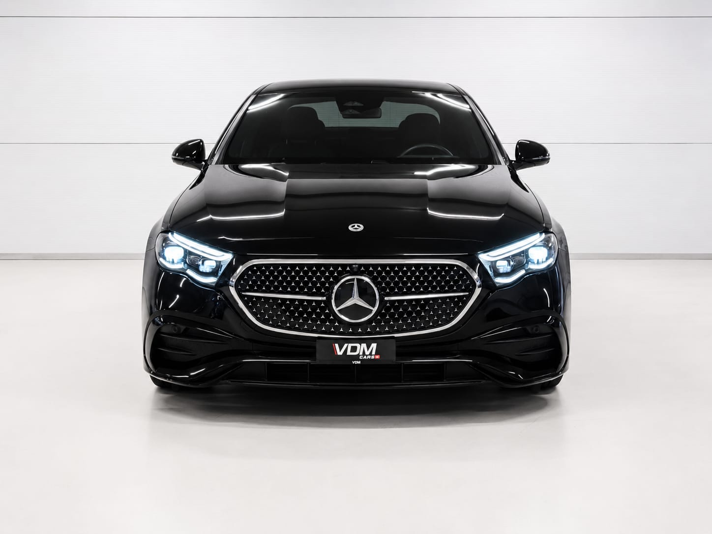 MERCEDES-BENZ E 220 d AMG Line *Fullscreen-Display* *Top Ausstattung* *Leasing ohne Anzahlung ab 770.--showroom-element-1