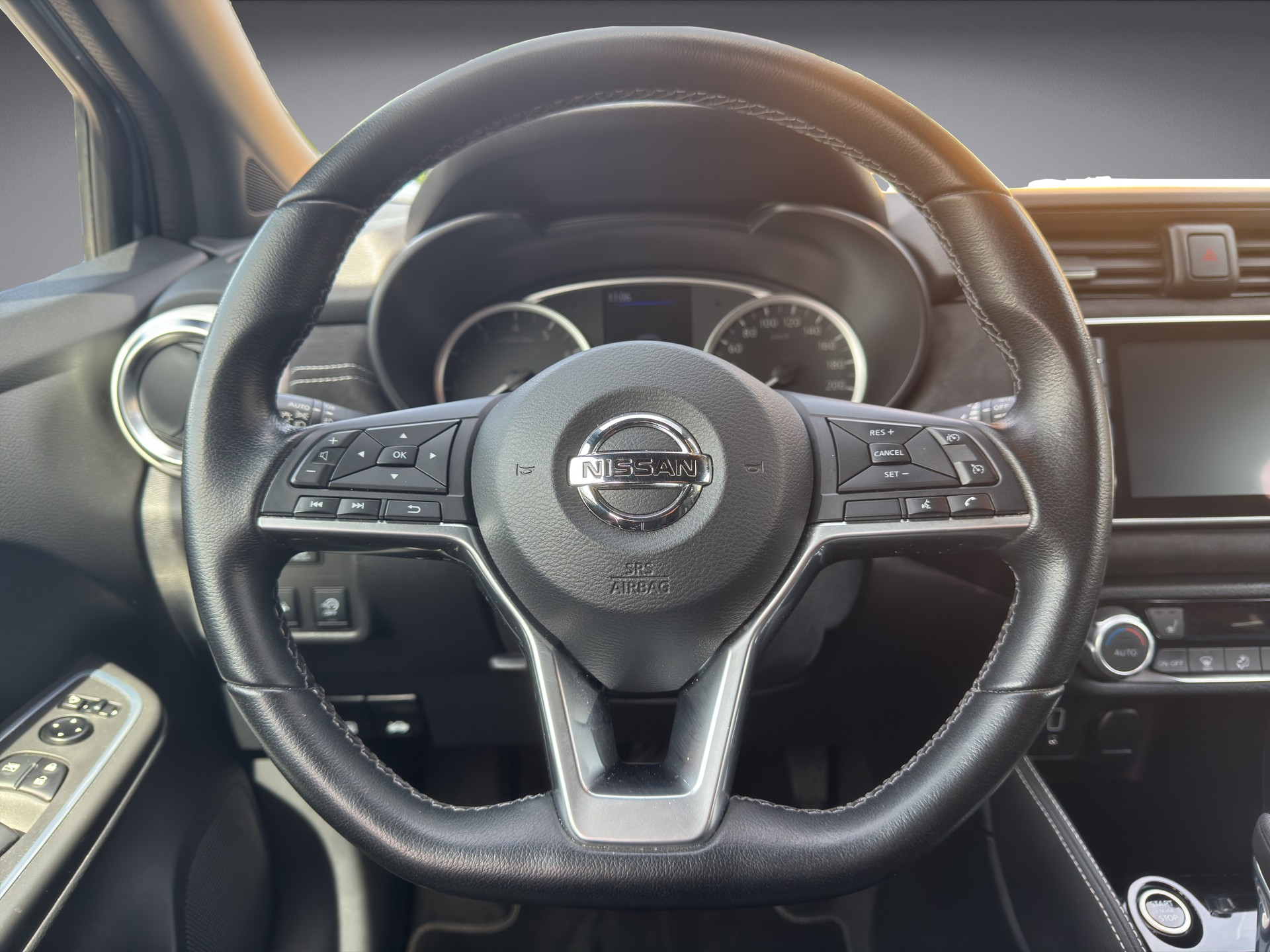 NISSAN Micra 1.0 DIG-T N-Sport-image-8