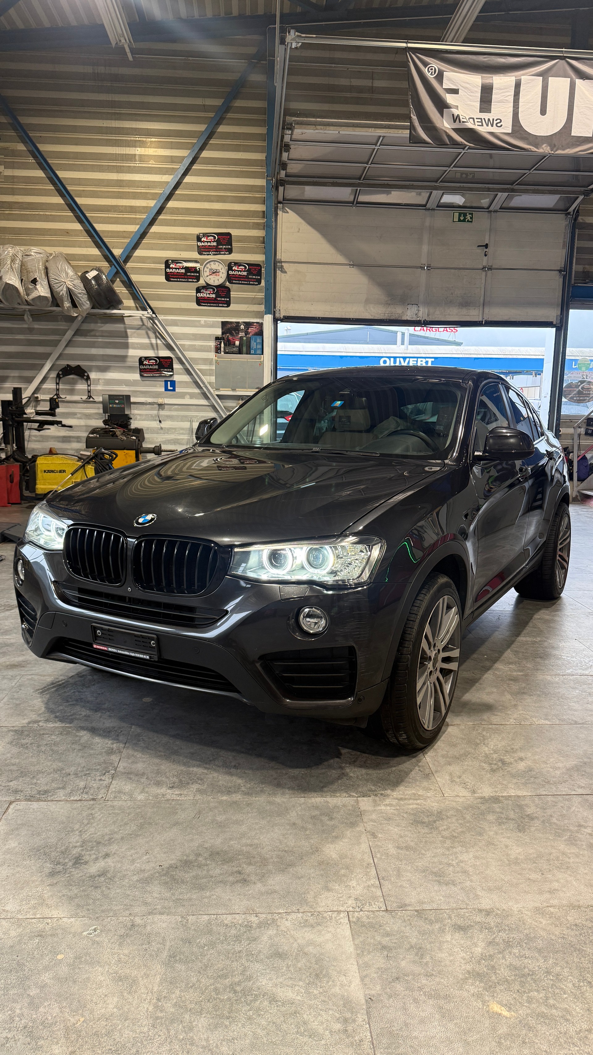BMW X4 xDrive 28i xLine Steptronic-image-2