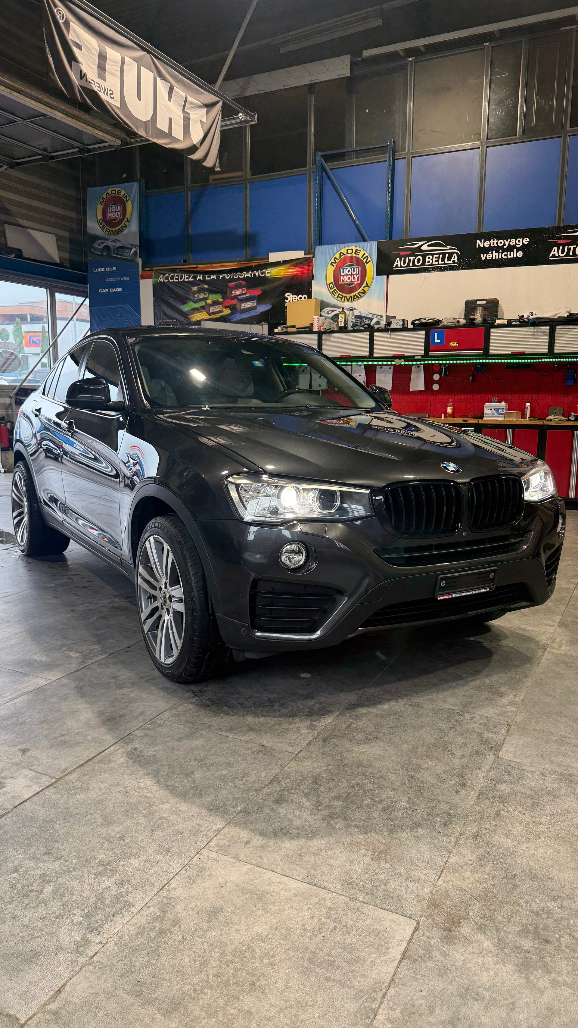 BMW X4 xDrive 28i xLine Steptronic
