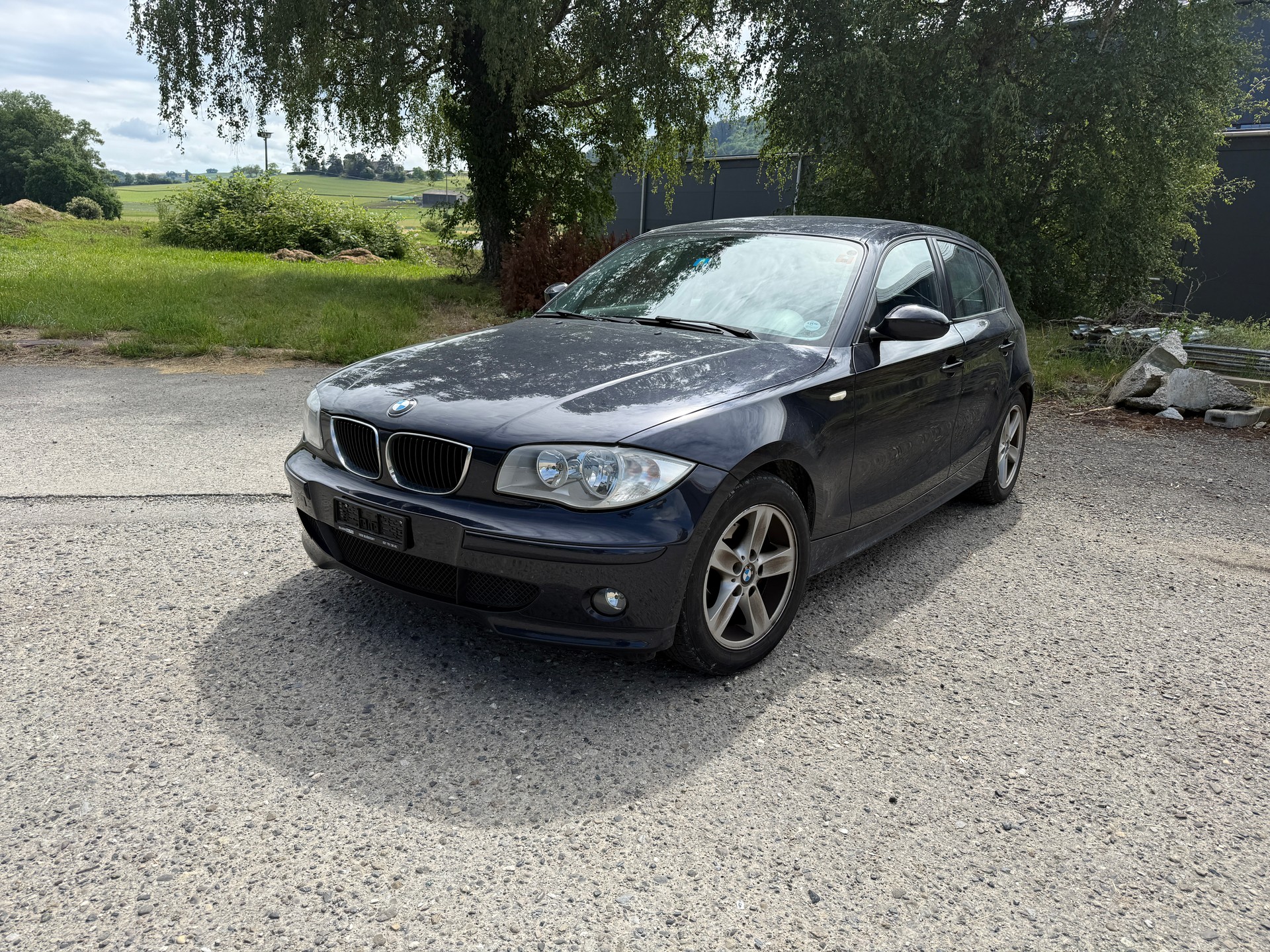 BMW 116i-image-2
