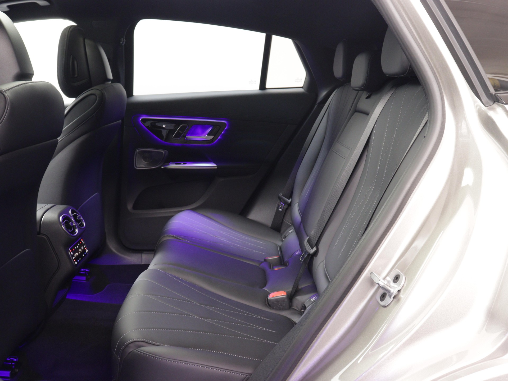 MERCEDES-BENZ GLC 220 d AMG Line 4matic Coupé-image-6