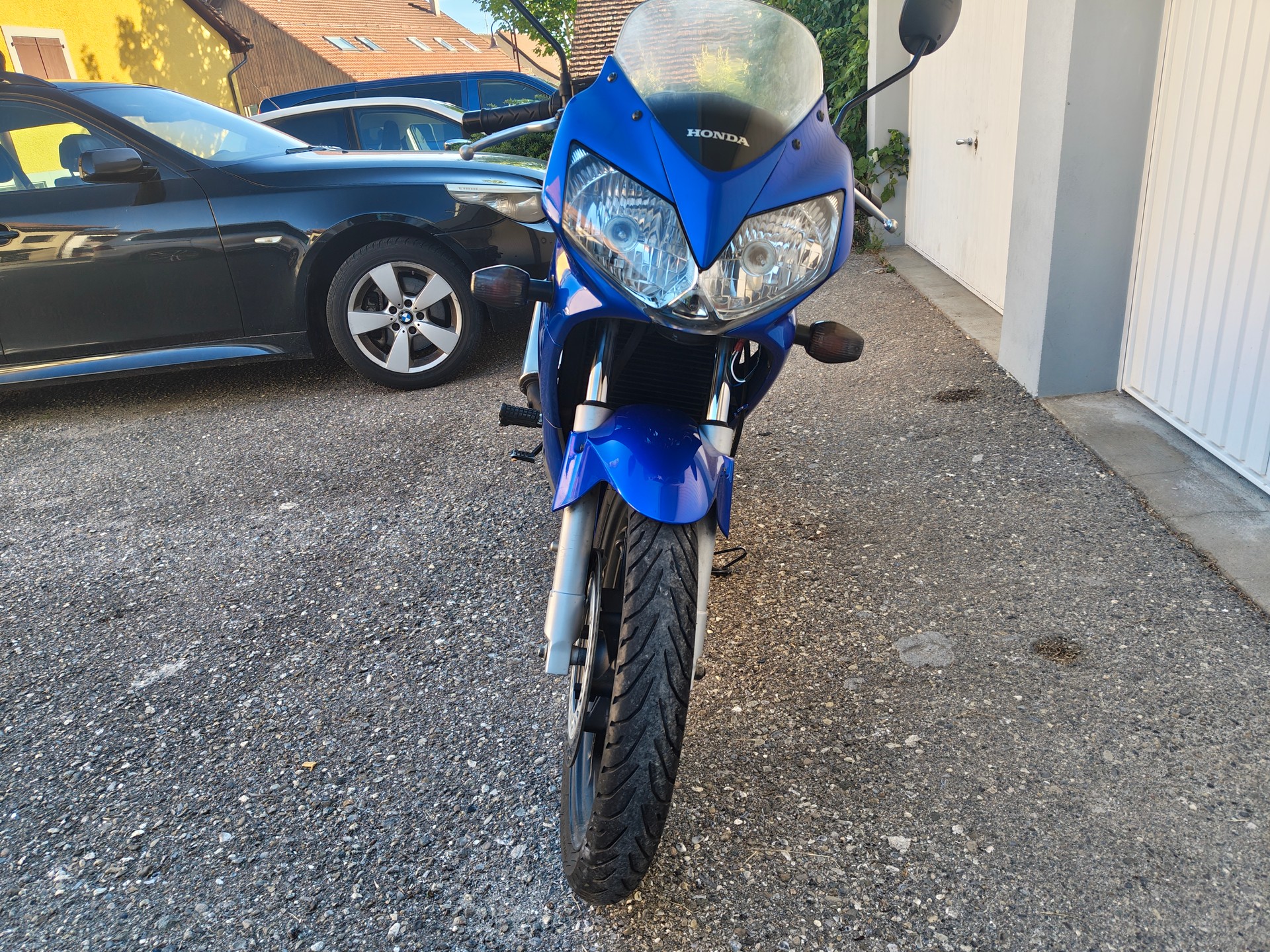 HONDA CBR 125 R-image-2