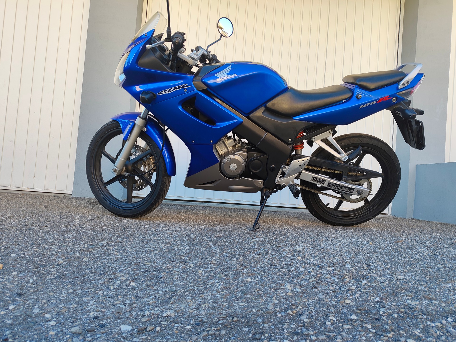 HONDA CBR 125 R-image-4