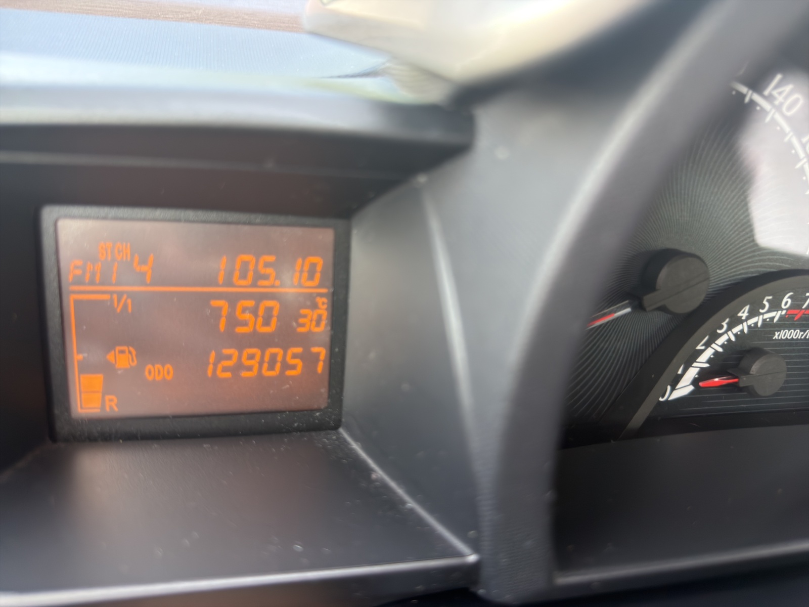 TOYOTA iQ2 1.0 VVT-i-image-7