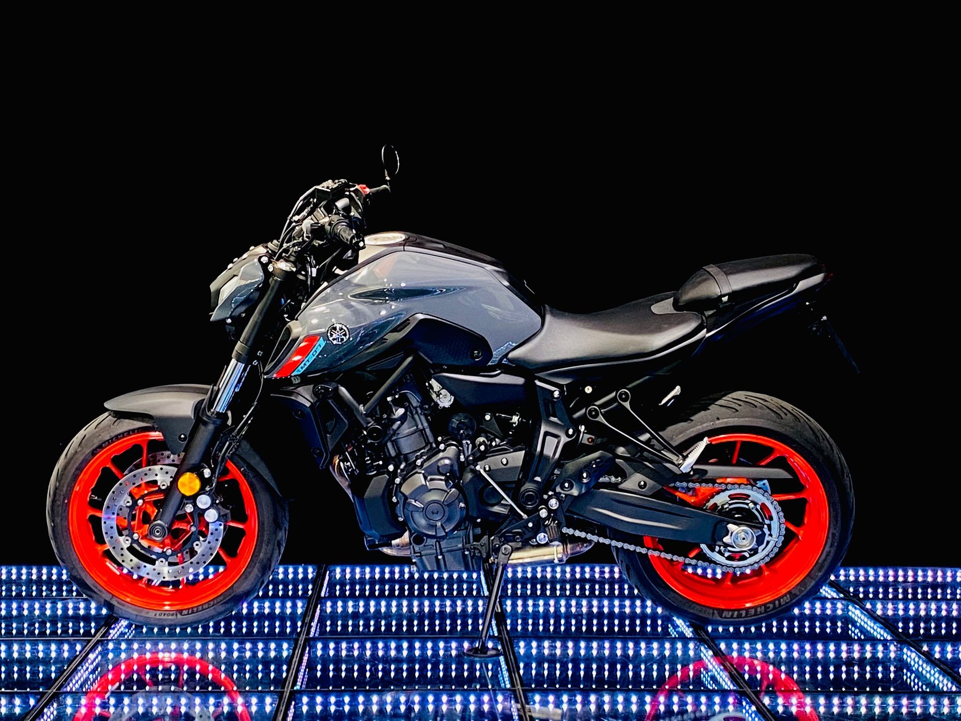 YAMAHA MT-07 (35KW)-image-3