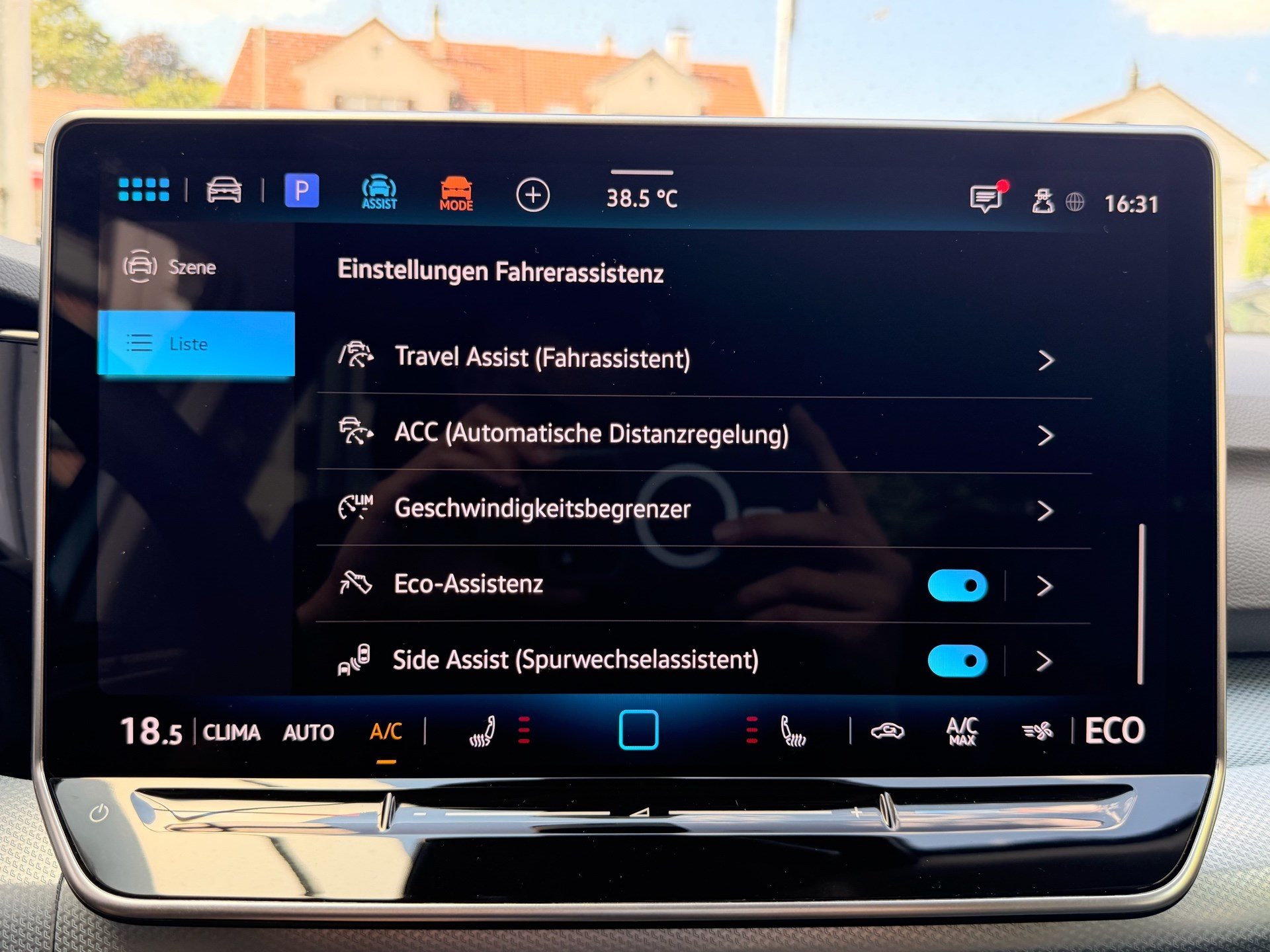 VW Golf VIII 1.5 TSI eHybrid 204 PS GOAL *** 360 GRAD KAMERA & STANDHEIZUNG ***-image-16
