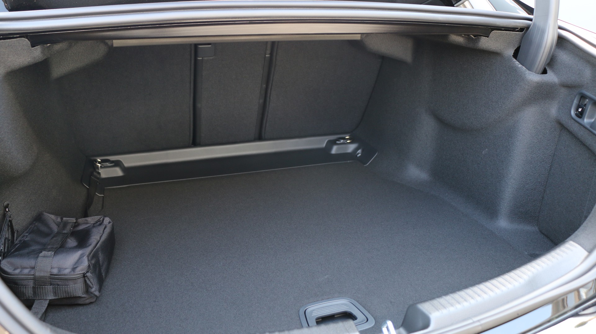MERCEDES-BENZ C 220 d 4MATIC Limousine Swiss Star-image-7