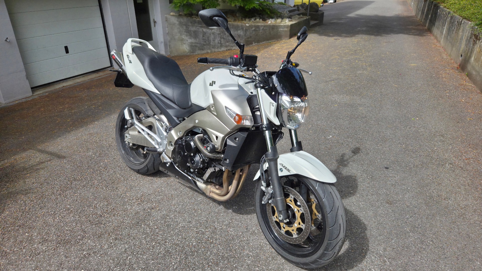 SUZUKI GSR 600 ABS K8-image-0