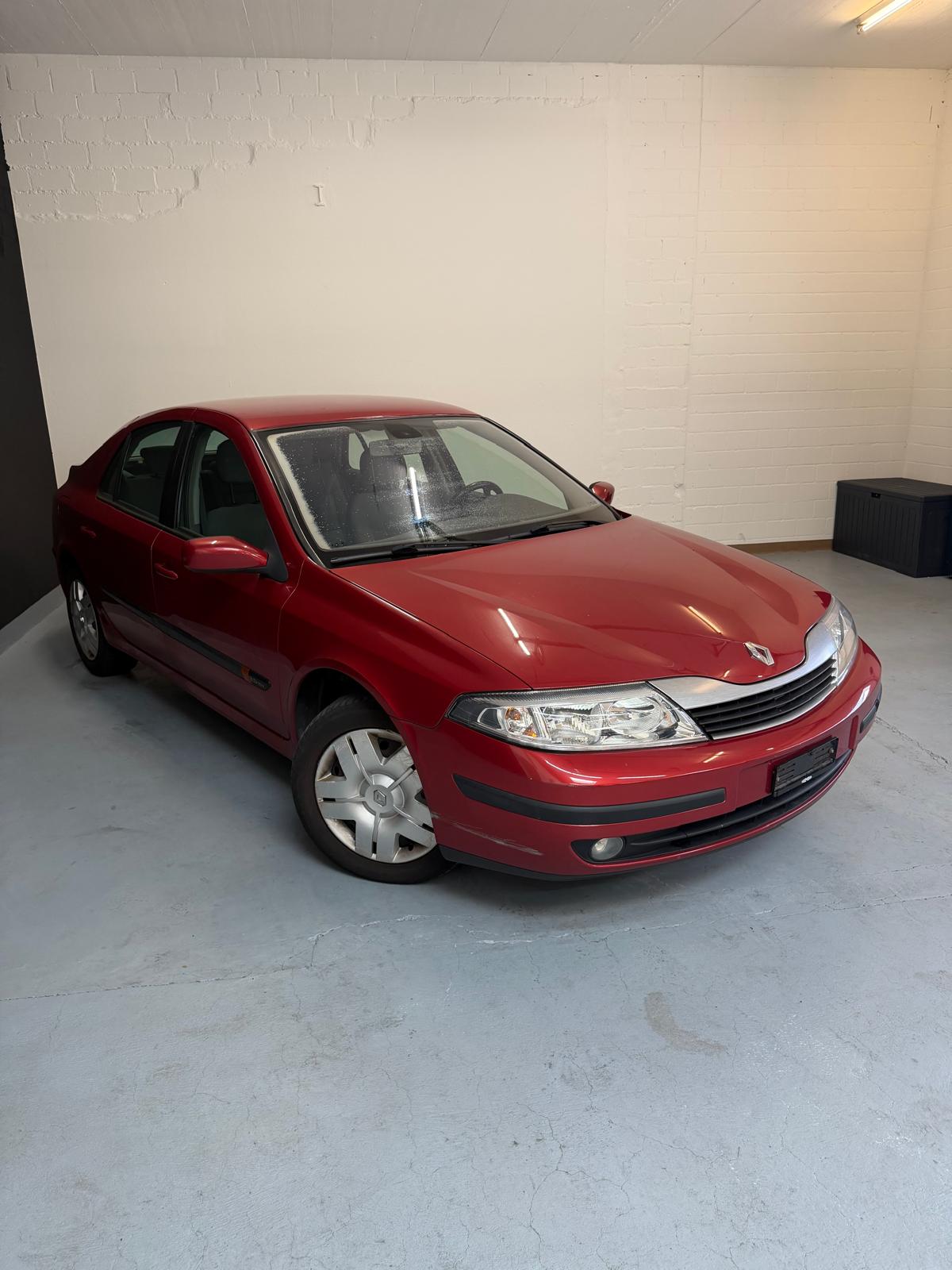 RENAULT Laguna 2.0 16V Expression Automatic ***CH-Fahrzeug***