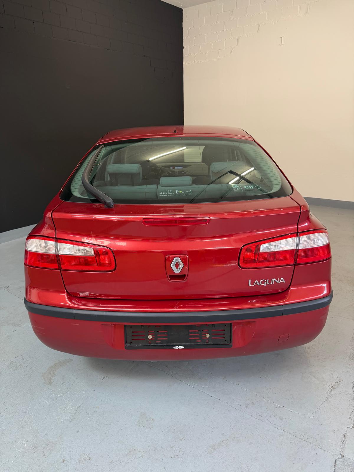 RENAULT Laguna 2.0 16V Expression Automatic ***CH-Fahrzeug***-image-4