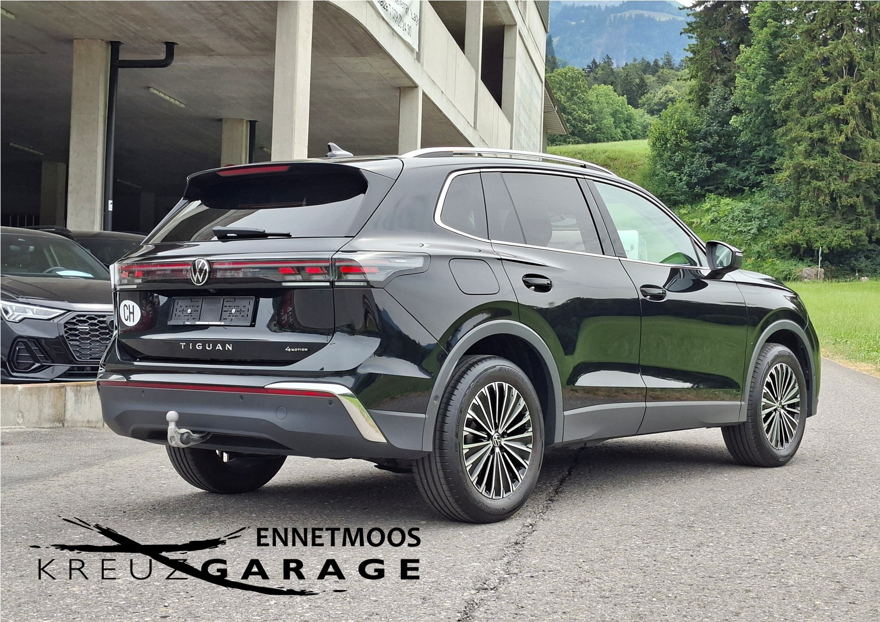 VW Tiguan 2.0 TSI DSG Elegance 4Motion *Panormadach+Anhängerkupplung*-image-5