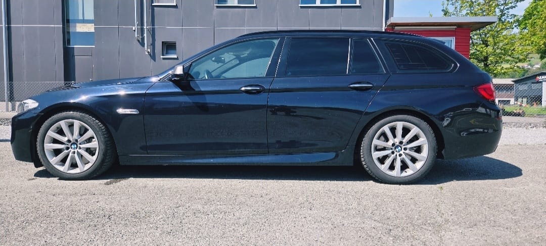 BMW M550d xDrive Touring Steptronic-image-2
