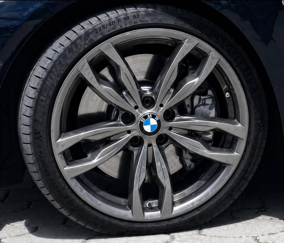 BMW M550d xDrive Touring Steptronic-image-8